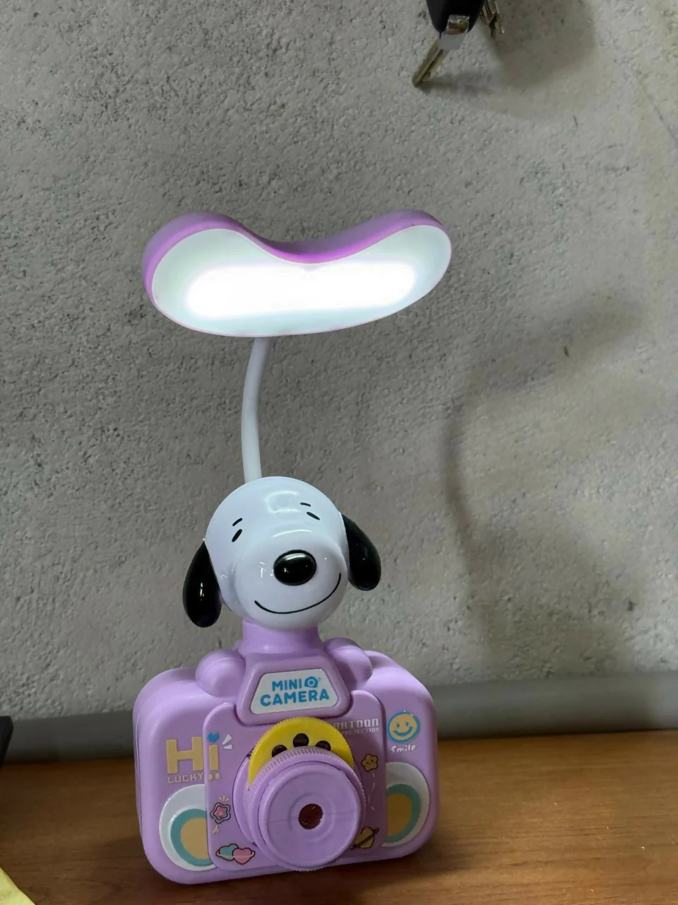 Kids Mini Camera Projector Lamp with Study Light & Slide Projection - Image 6