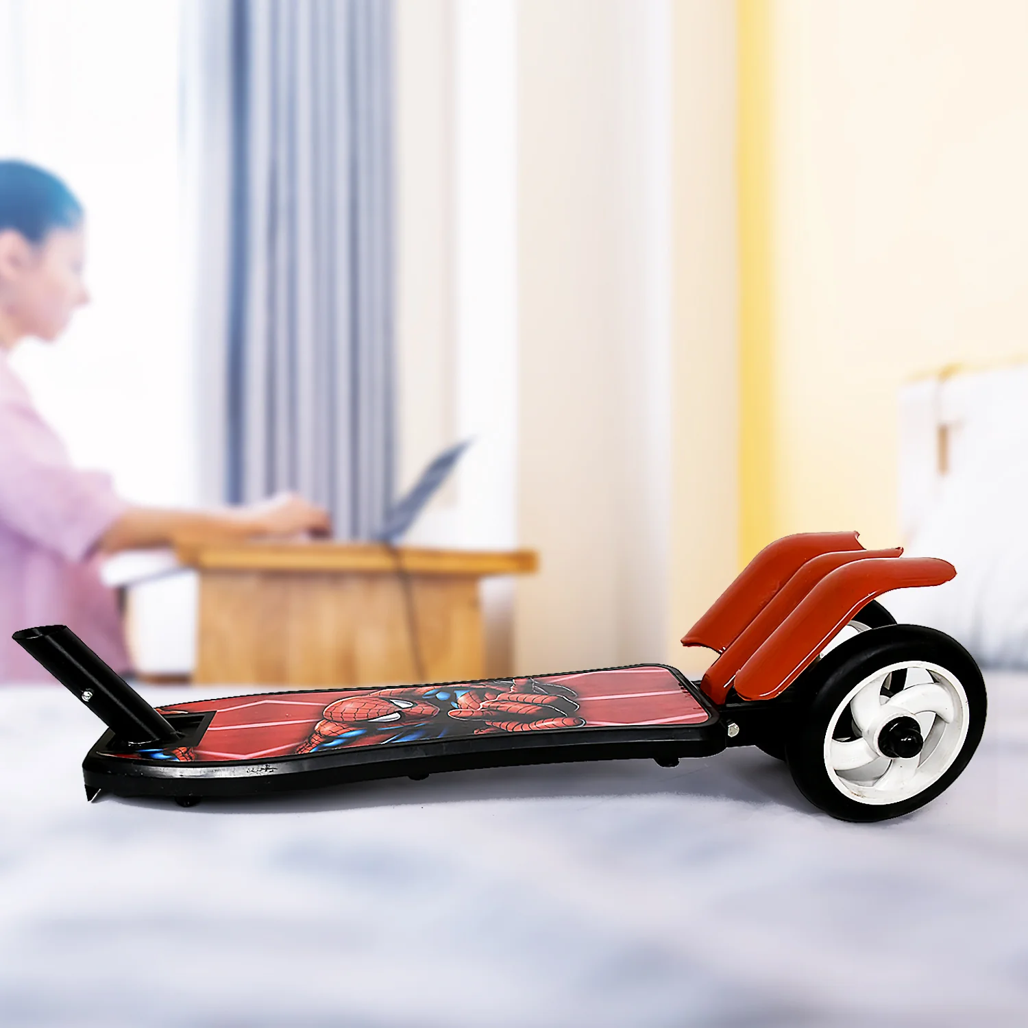 Kids 3-Wheel Leg Push Scooter with Adjustable Height (4–8 Years) - Image 7