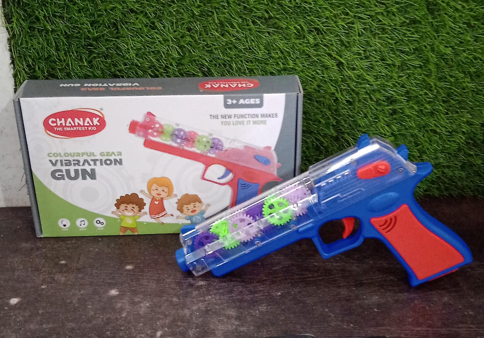 Plastic Gear Simulation Laser Toy Gun – 3D Lights, Music & Rotating (1 Pc, 3+ Years) - Image 9