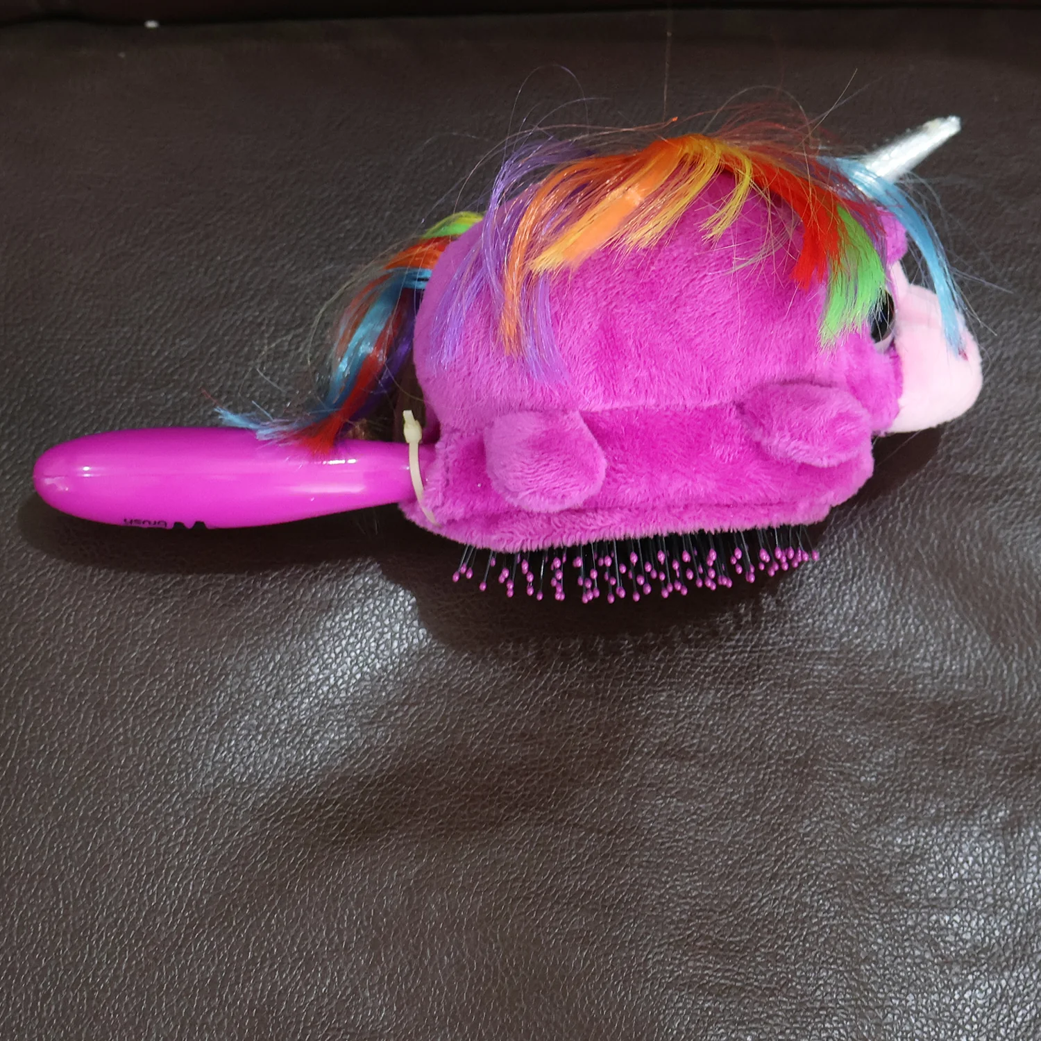 Kids Unicorn Plush Hair Brush - (1 Pc) - Image 9