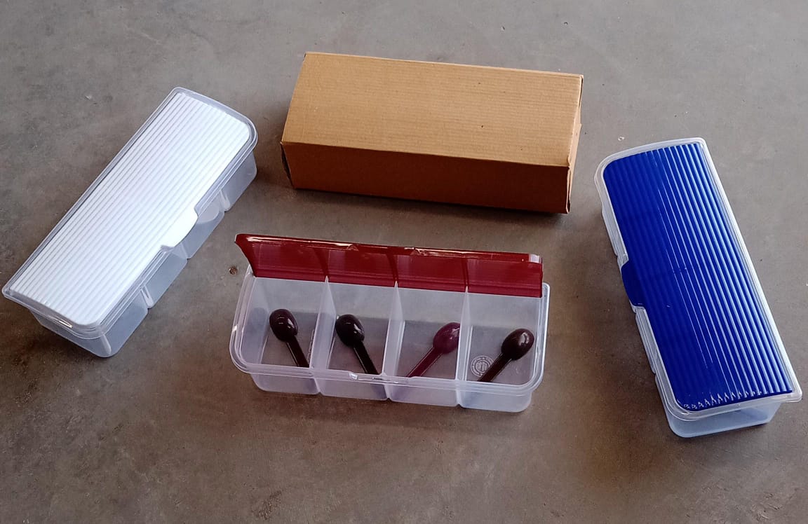 Kitchen Multipurpose Air-tight 4 Sections Storage Containers with 4 spoon (1 Pc ) - Image 8