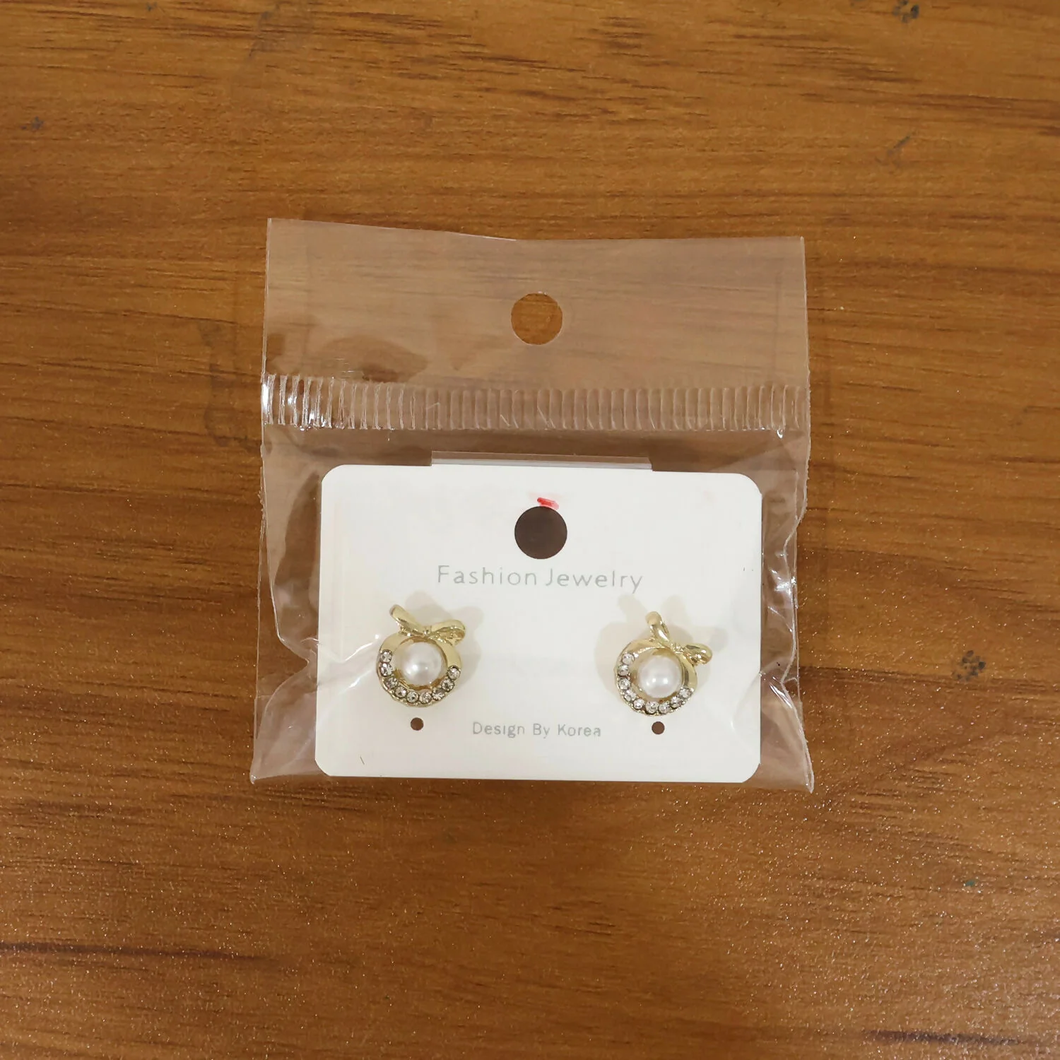 Korean Royal Bow-Knot Crystal Halo Pearl Studs For Girls And Women - Image 7