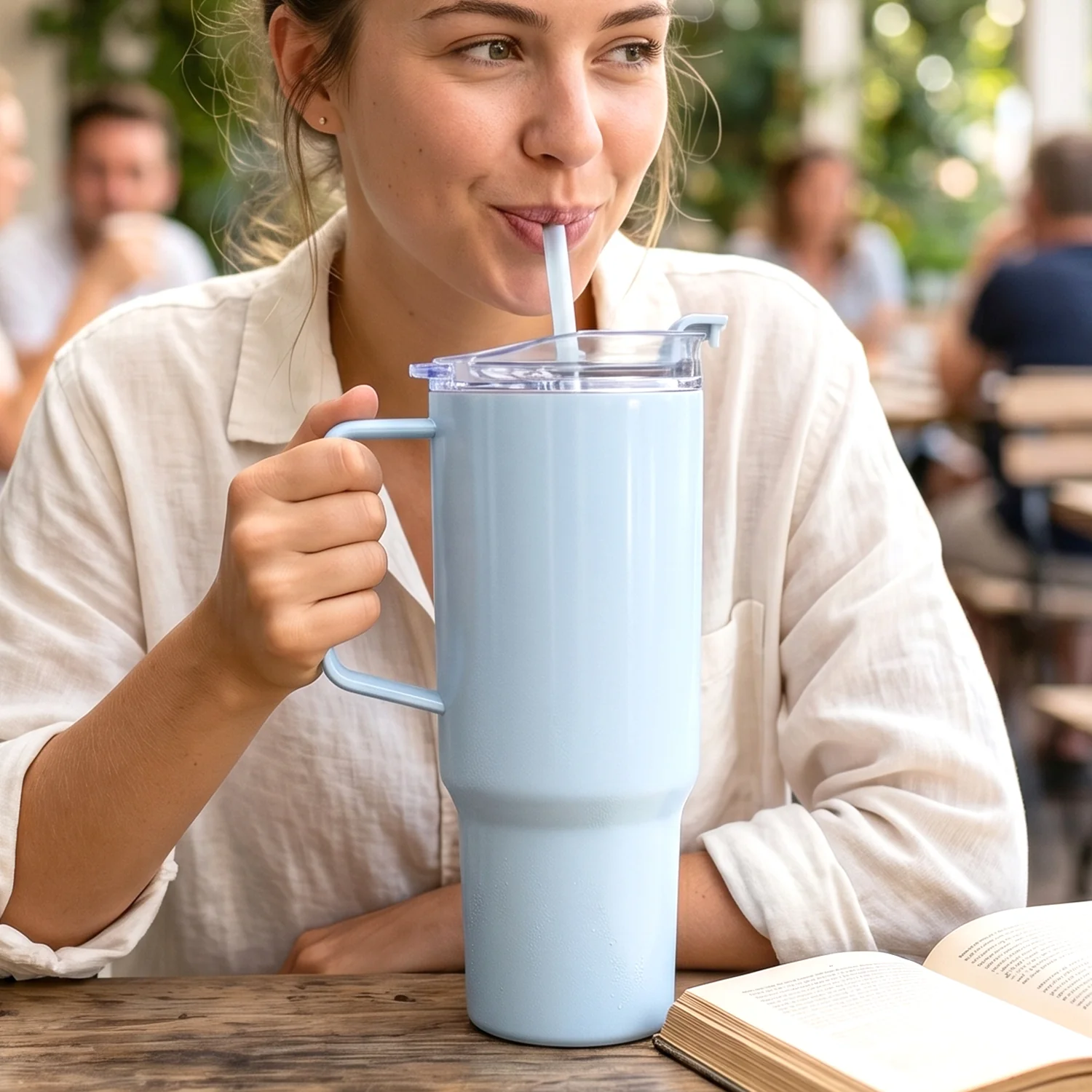 Best 1800ml Travel Sipline Tumbler with Lid & Straw - Image 3