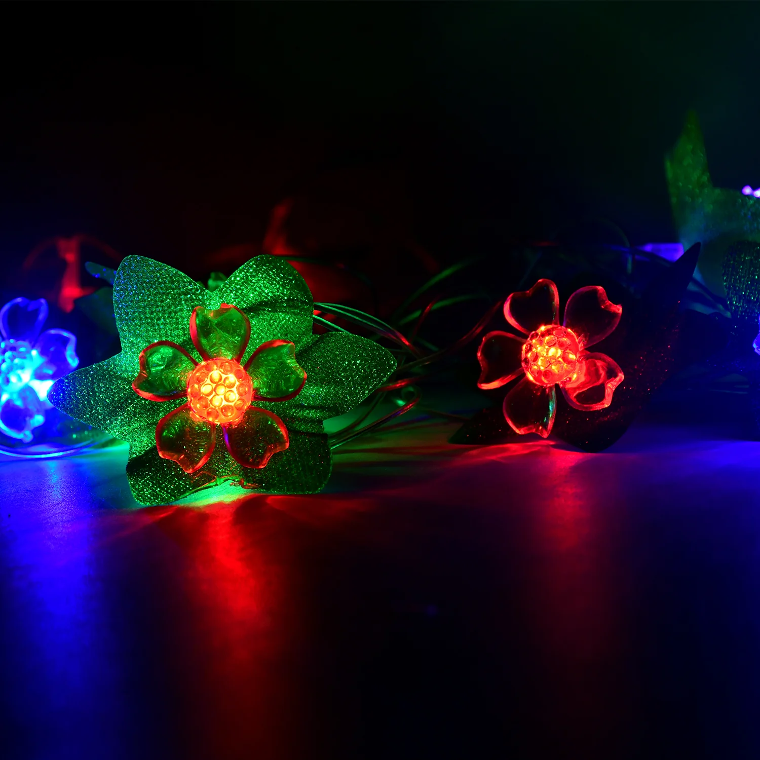 Leaf & Flower LED Decorative String Light (3 Meter) - Image 3