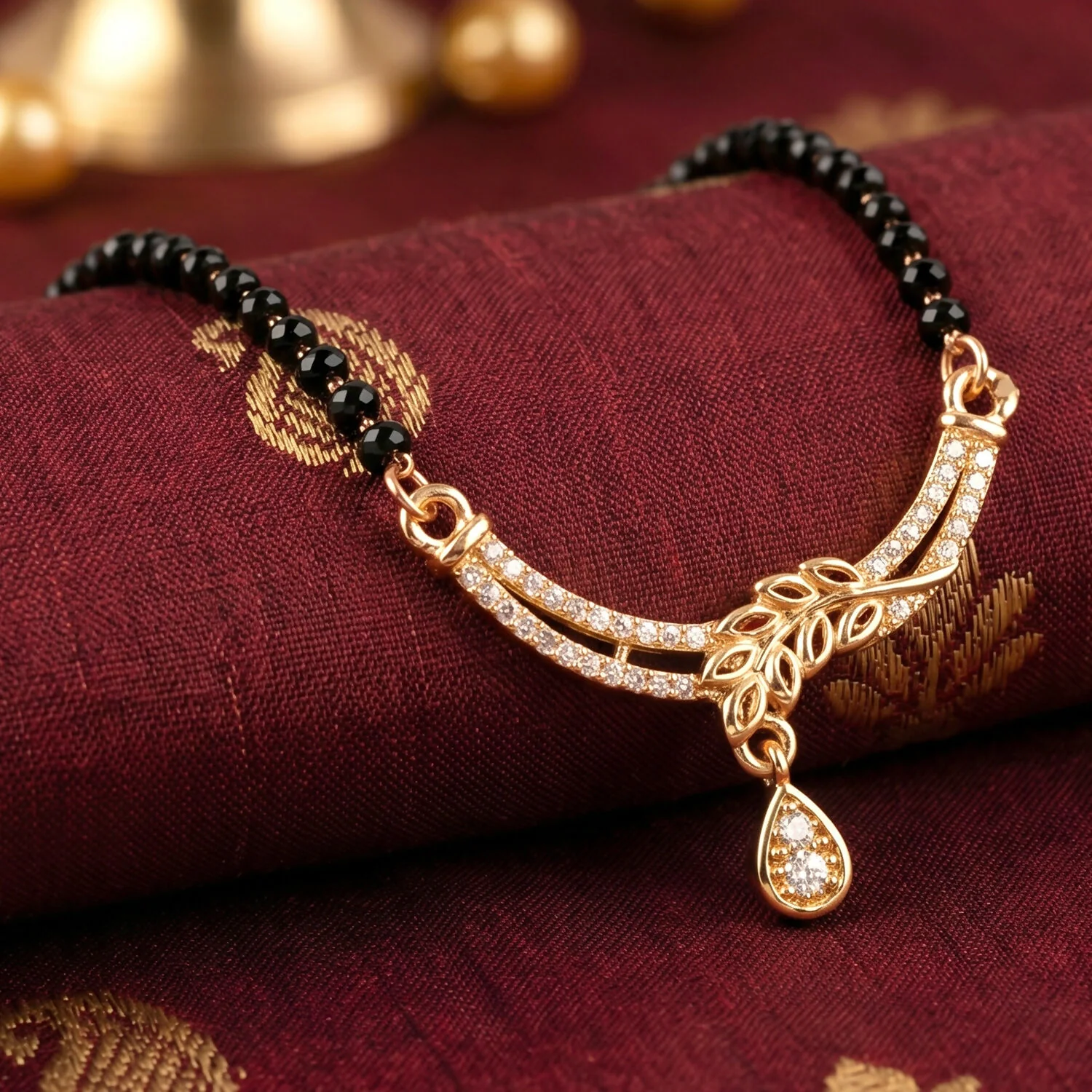 Leaf Design Mangalsutra Necklace with Teardrop Pendant 1 Pc - Image 2