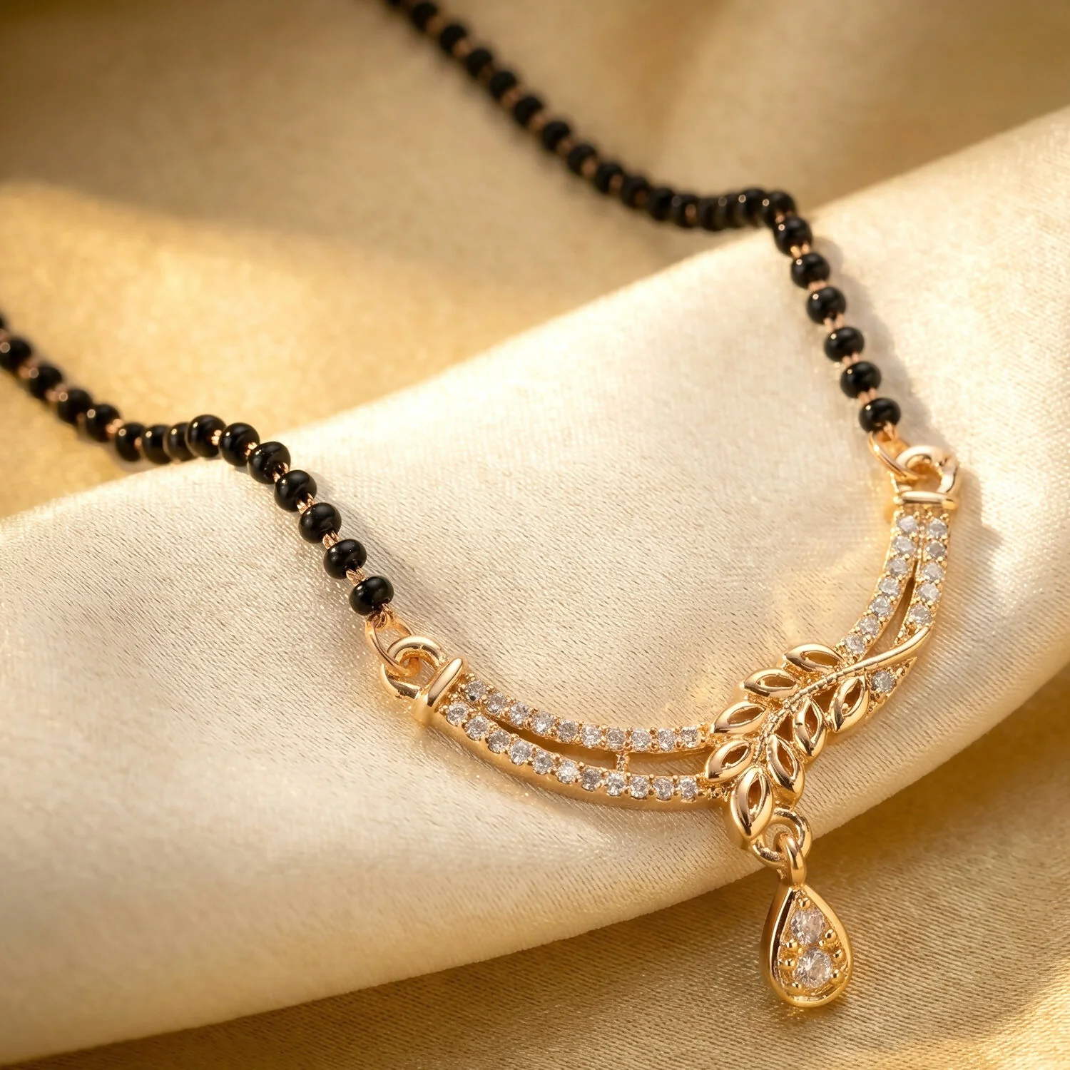 Leaf Design Mangalsutra Necklace with Teardrop Pendant 1 Pc - Image 5