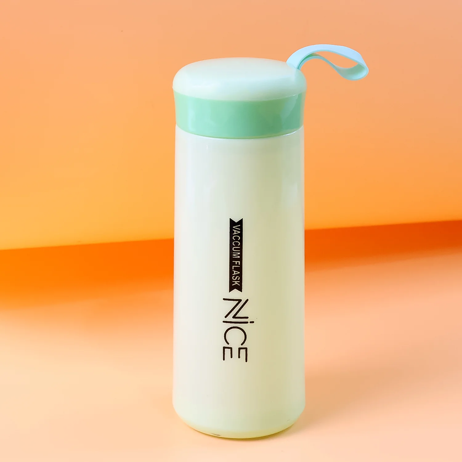 Leak-Proof Plastic Flask - (Green Color / 1 Pc / 400ML) - Image 6