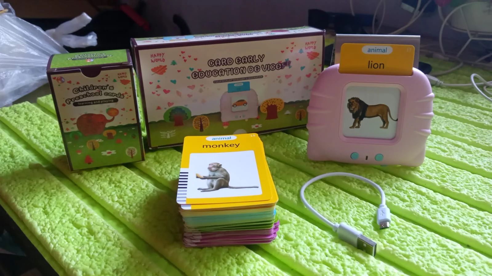 Preschool Learning Toys Flash Cards for Small Kids Educational Toys English Words Learning Machine for Kids with 224 Words, Birthday Gift for Kids Intelligent Electric Kids Language Card (1 Set) - Image 10