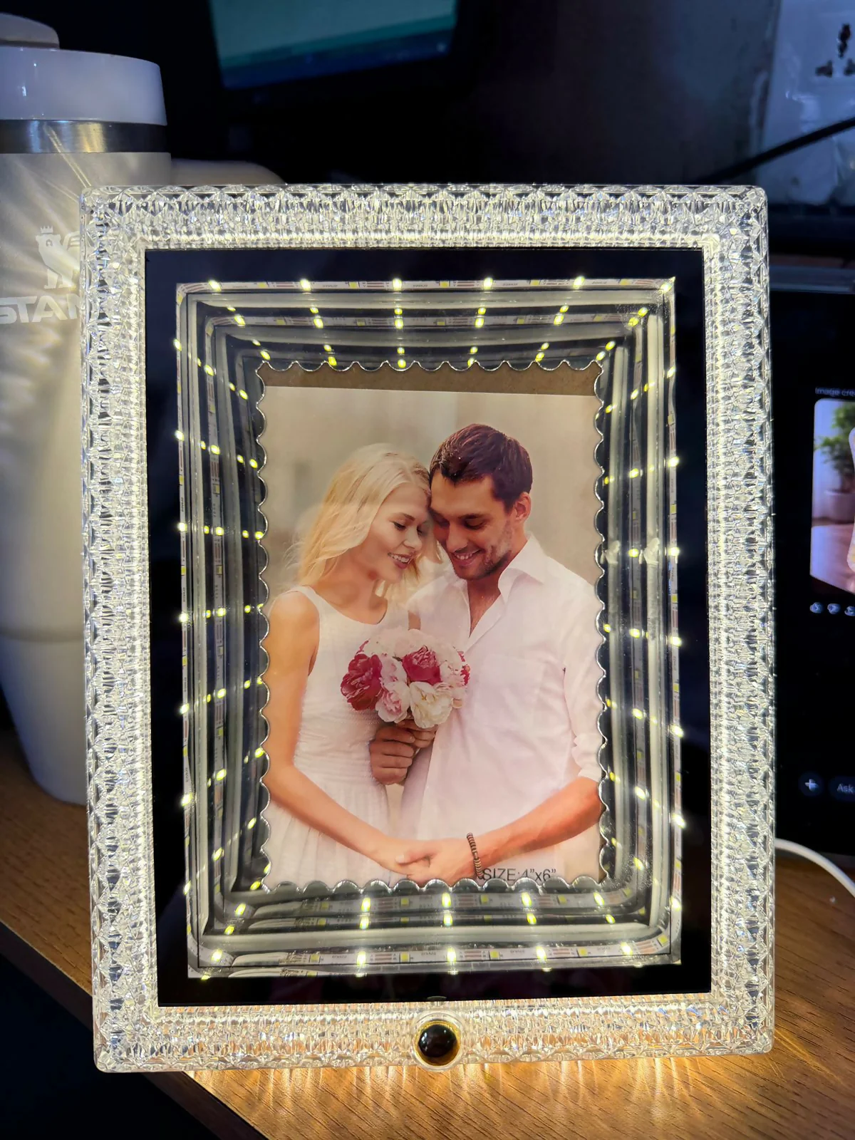 LED Photo Frame 4x6 Inch Decorative Light Frame for Couple Memories - Image 5