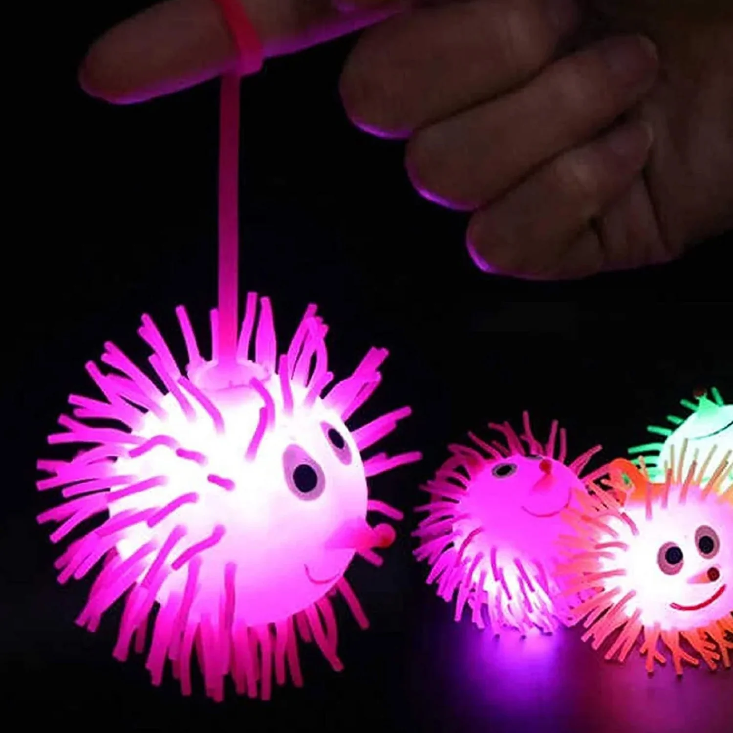 LED Spiky Puffer Ball Toy (1 Pc) - Image 4