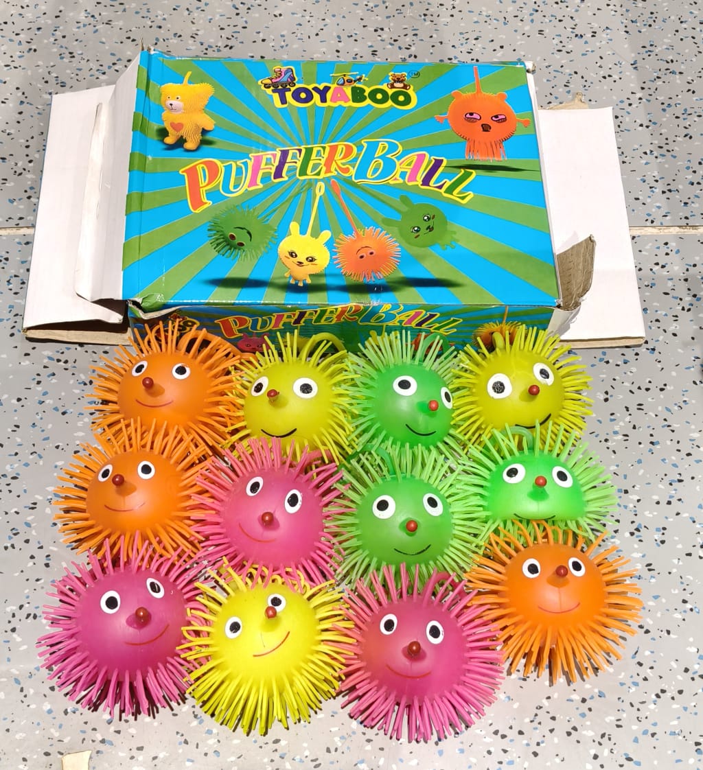 LED Spiky Puffer Ball Toy (1 Pc) - Image 9