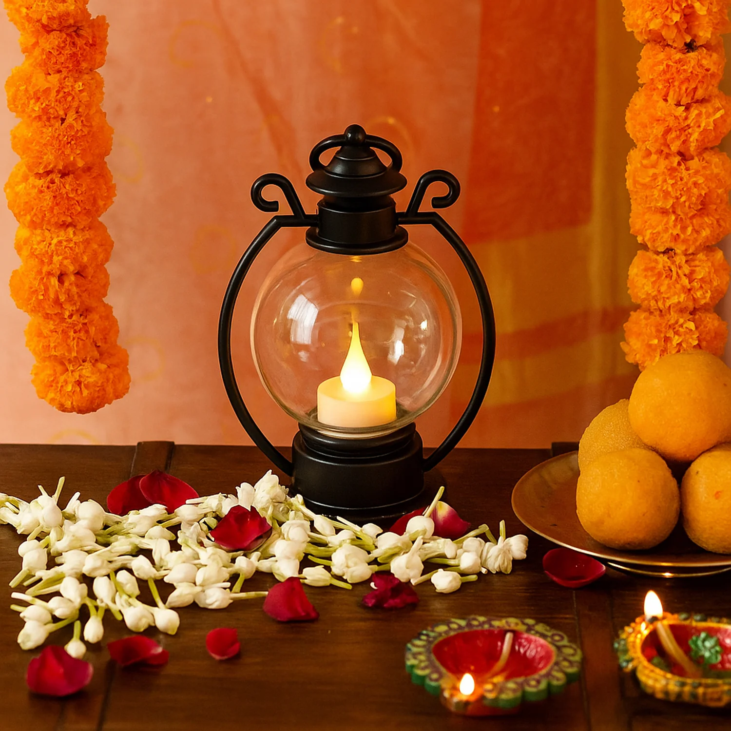 LED Storm Lantern Decorative Light (1 Pc) - Image 4
