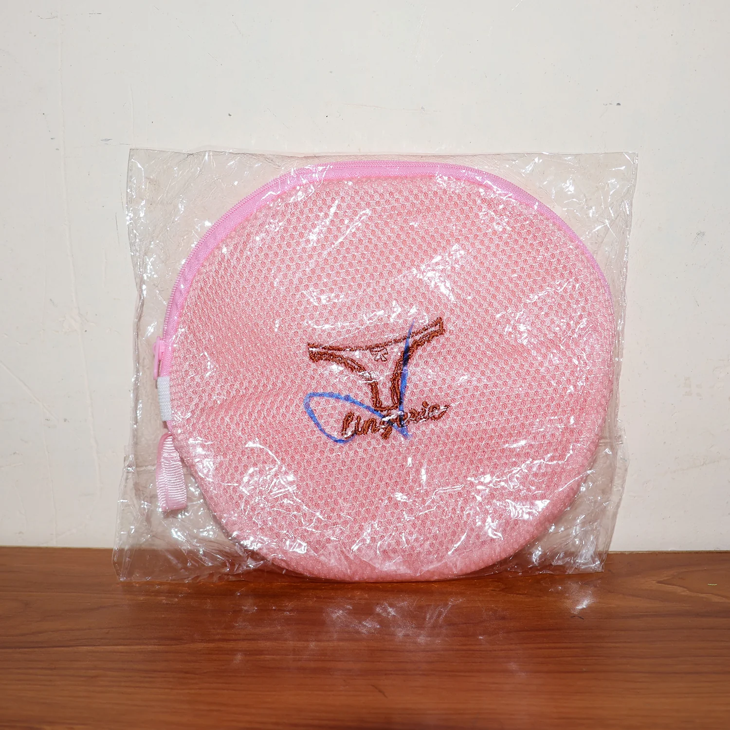 Lingerie Wash Bag – Dome-Shaped Protective Mesh Laundry Pouch with Zip Closure (1 Pc) - Image 8