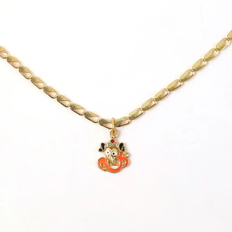 Lord Ganpati Devotional Pendant with Designer Chain - Image 4