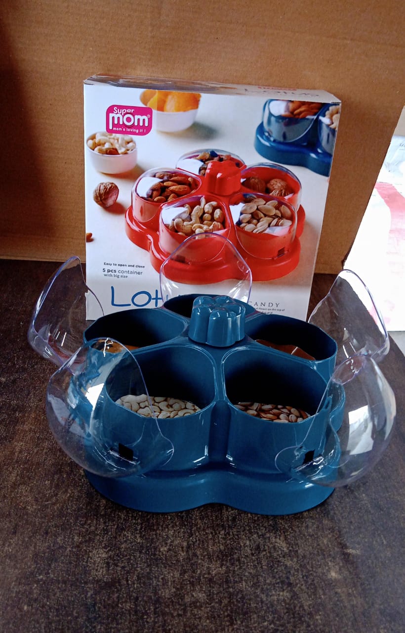 Supermom Lotus Shape Rotating Dry Fruit & Snack Organizer Box Compartments (1 Pc) - Image 7
