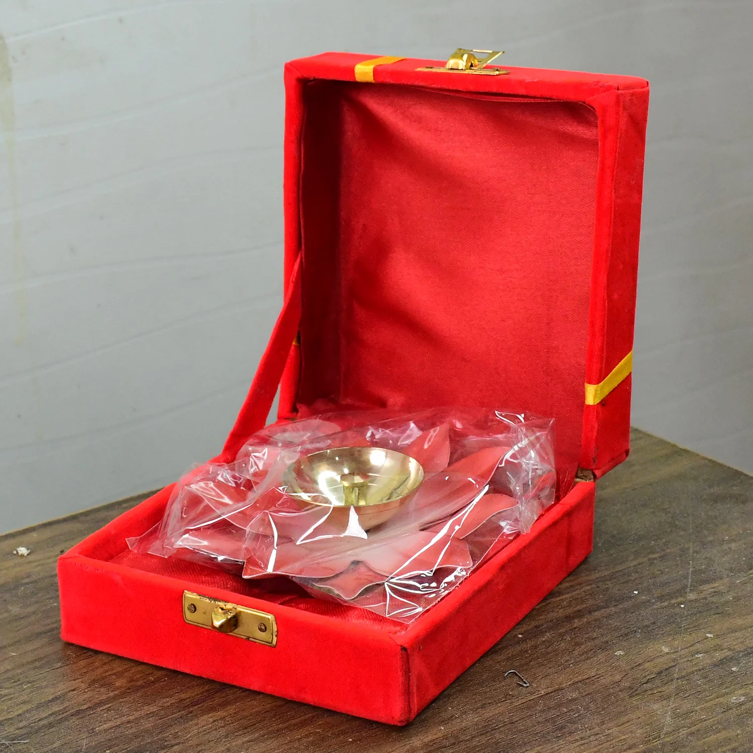 Lotus Shaped Brass Oil Diya (1 Pc) - Image 8