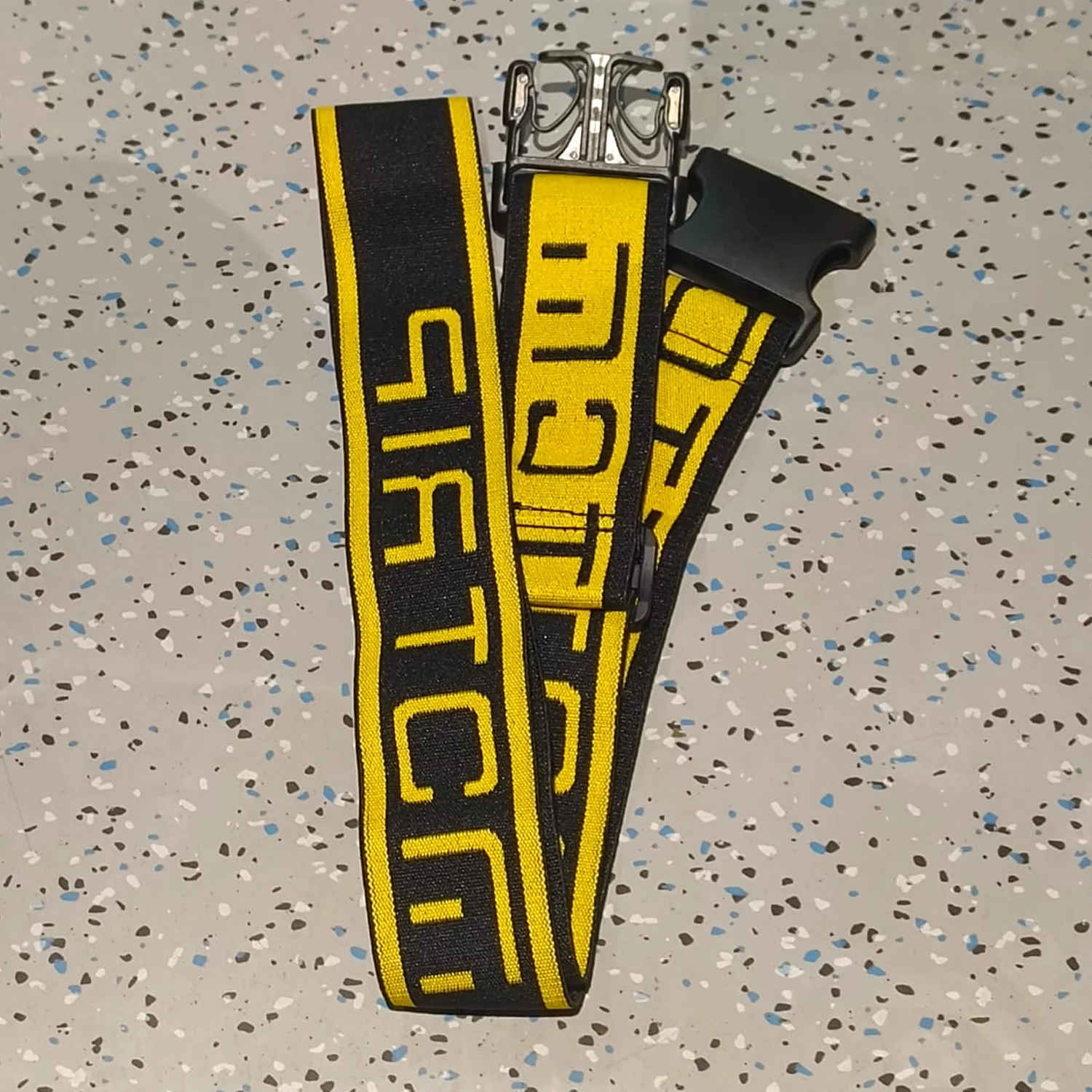 Luggage Security Strap for Suitcases - (1 Pc) - Image 6