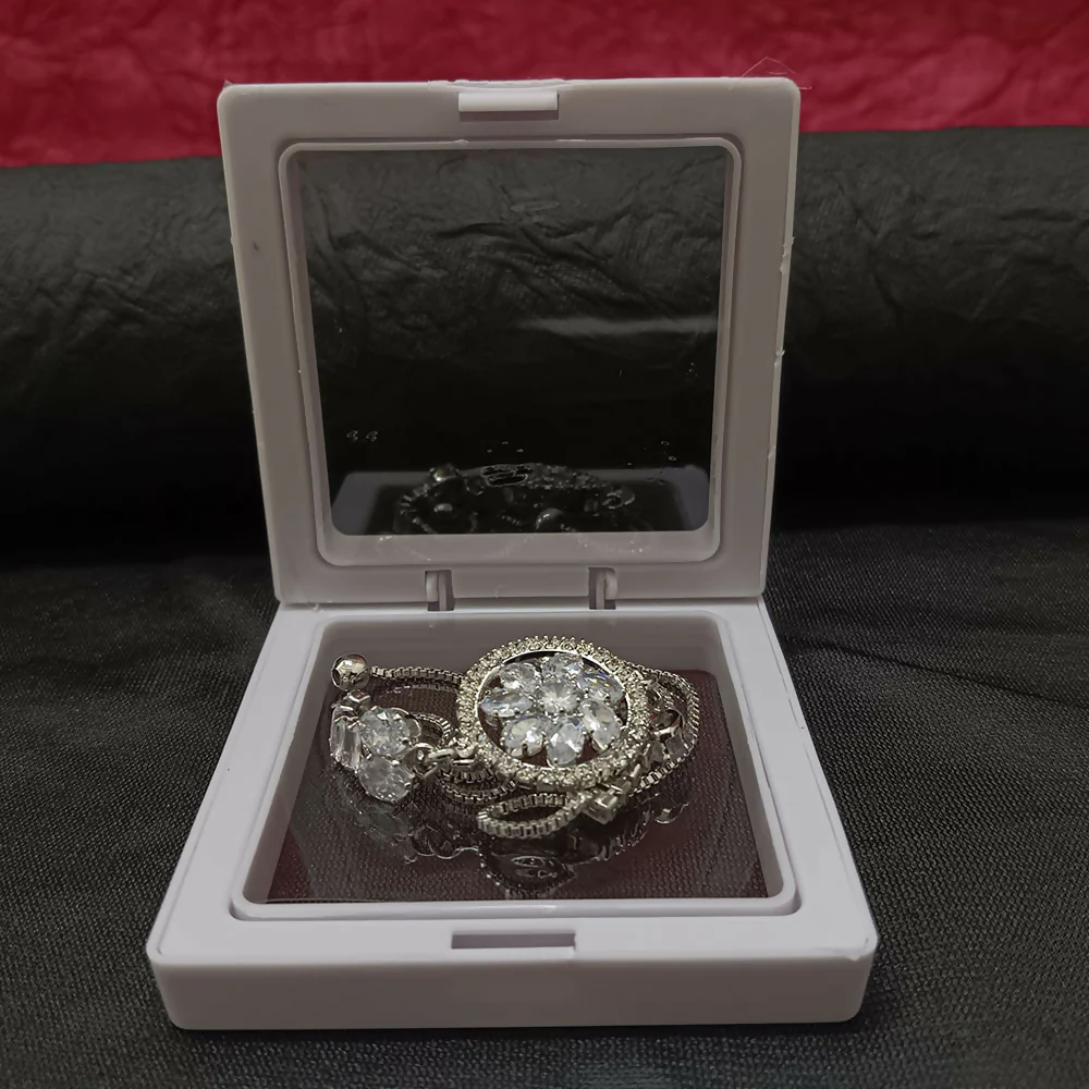 Luxury AD Floral Motif Bracelet perfect for all functions - Image 7