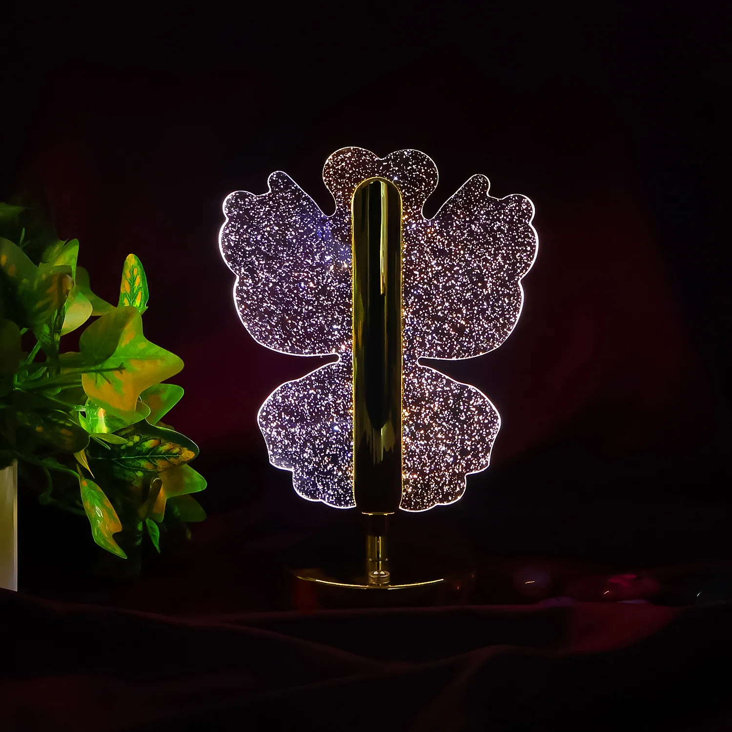 Luxury Crystal Table Lamp (1 Pc) - Image 3