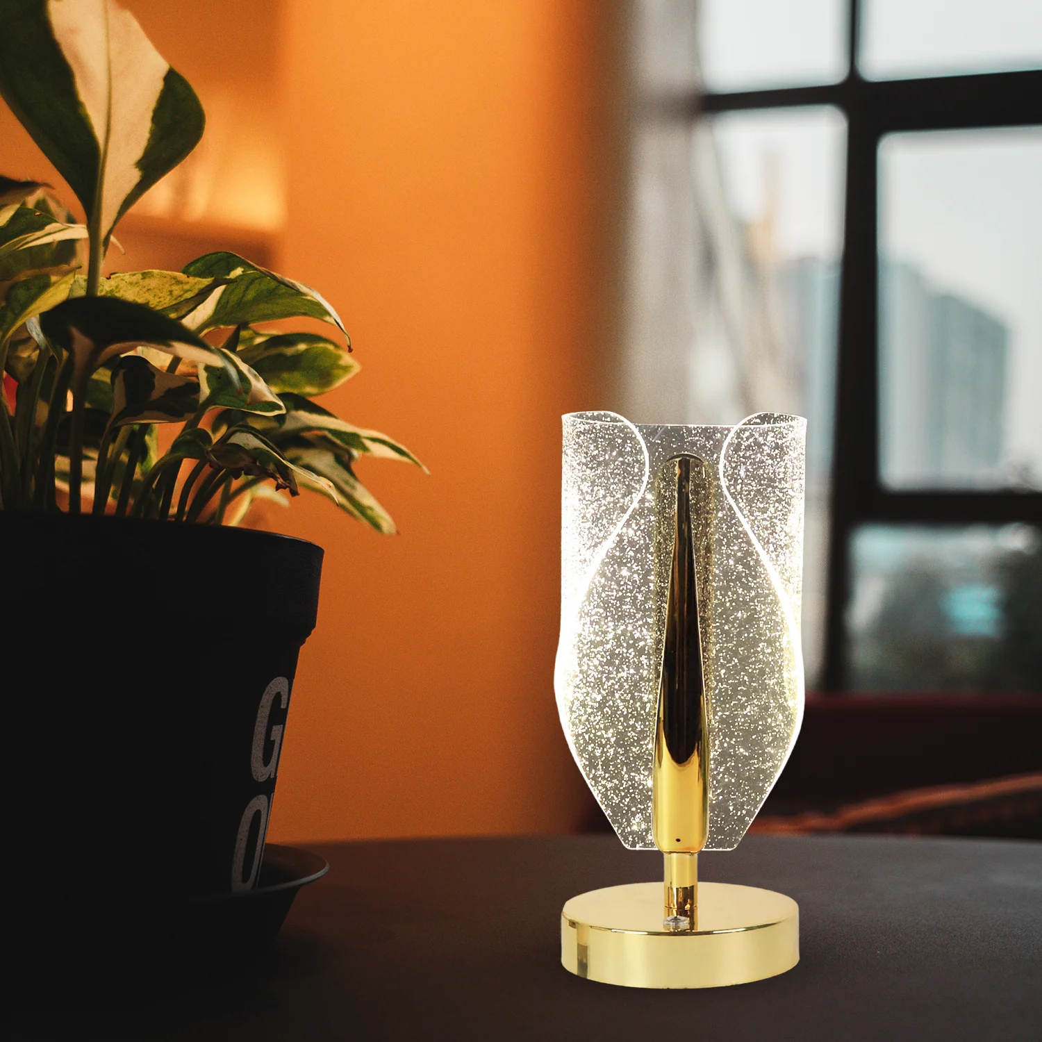Luxury Crystal Table Lamp with USB Charging (1 Pc) - Image 3