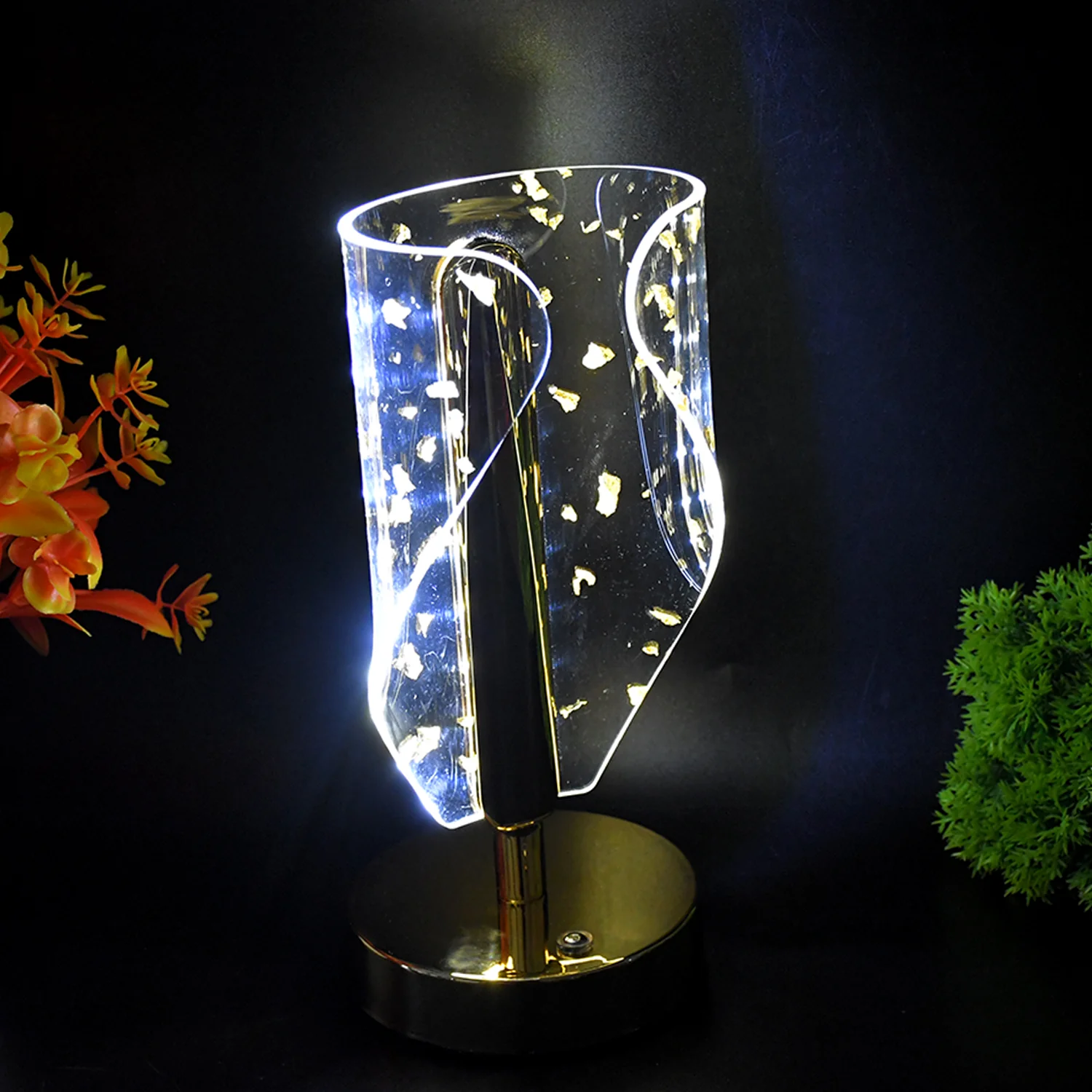 Luxury Golden Leaf Design Crystal Table Lamp (1 Pc) - Image 6