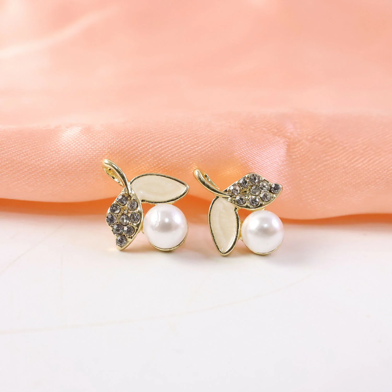Luxury Korean Pearl Leaf Stud Earrings for Women & Girls – Premium Gold Plated Designer Jewellery - Image 3