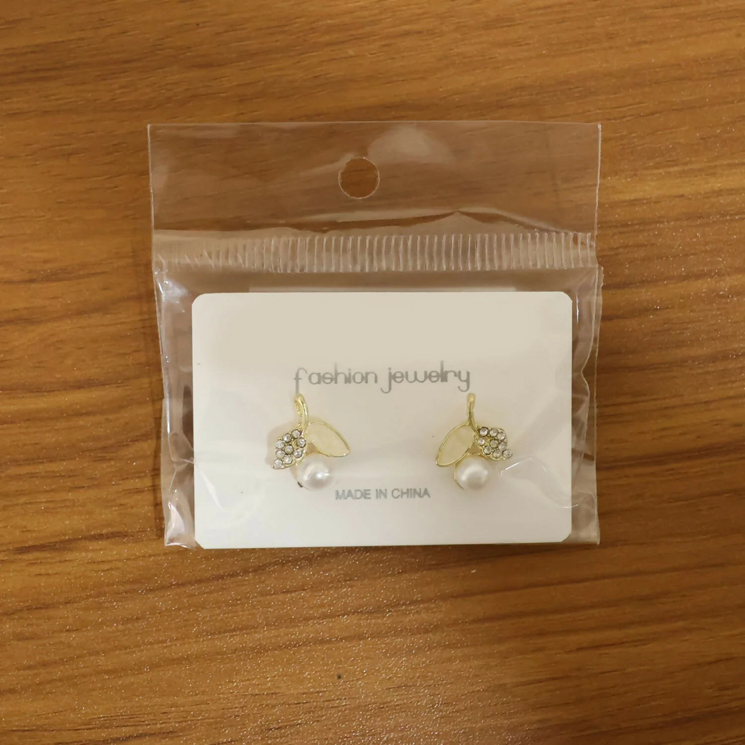 Luxury Korean Pearl Leaf Stud Earrings for Women & Girls – Premium Gold Plated Designer Jewellery - Image 6