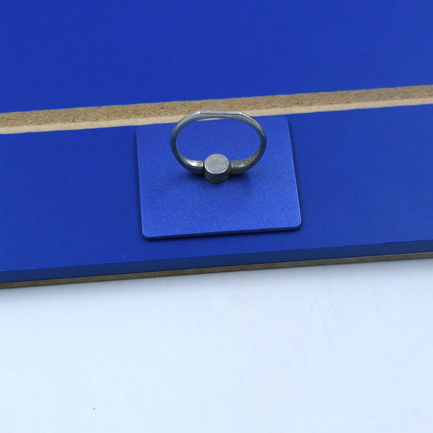 Phone Screen Magnifier & Holder – Video Zoom Display Expander - Image 4