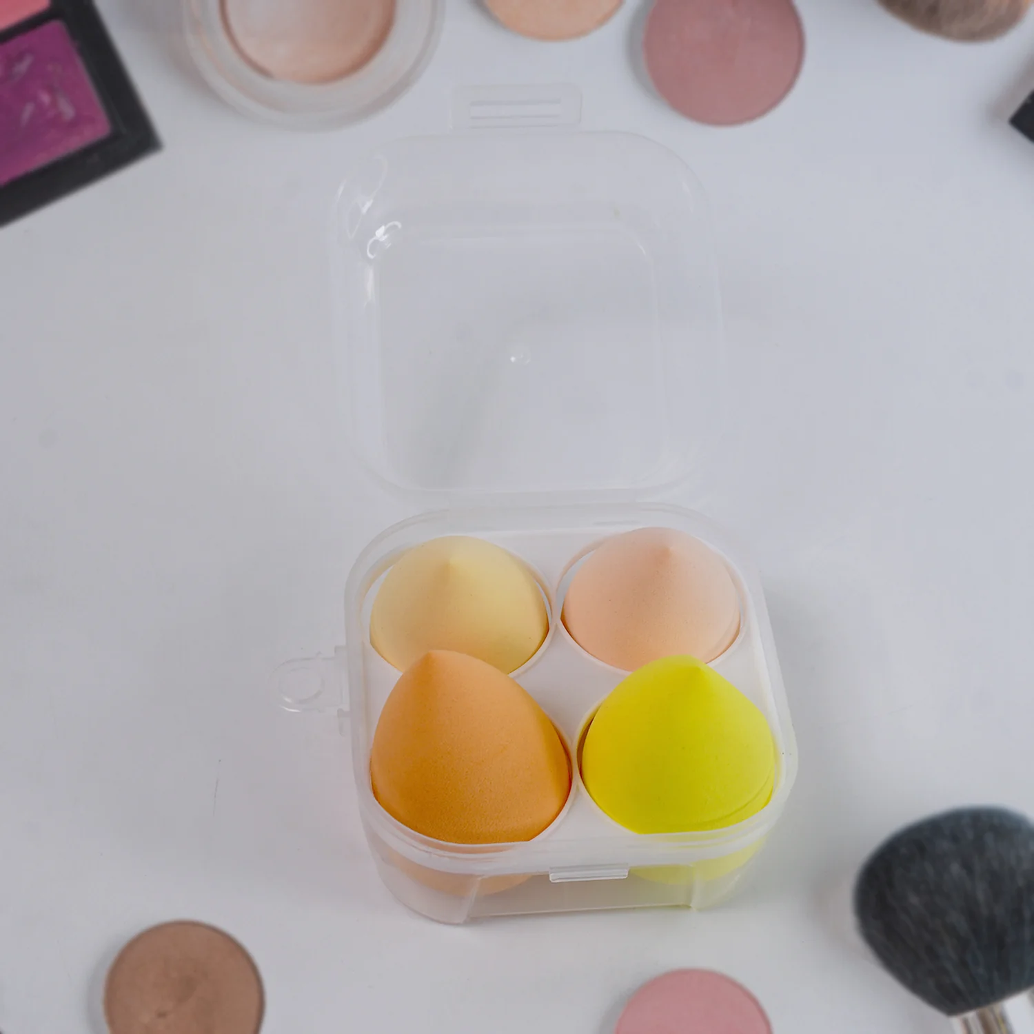 Makeup Sponges Set, Perfect for Liquid, Cream, and Powder (4 Pcs Set With Case) - Image 6