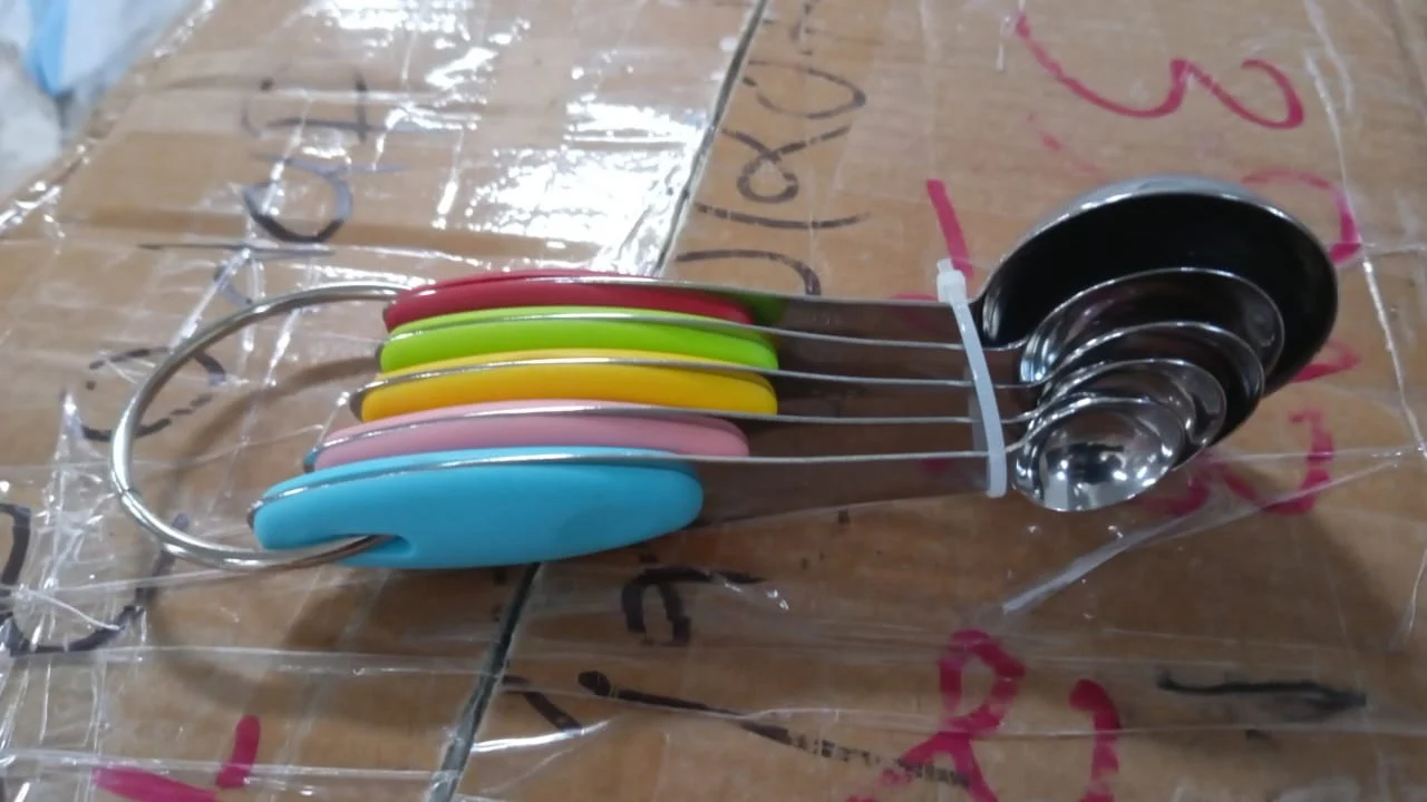 Measuring Cups and Spoons Stackable Set with Silicone Handle(5 Pc Set) - Image 7