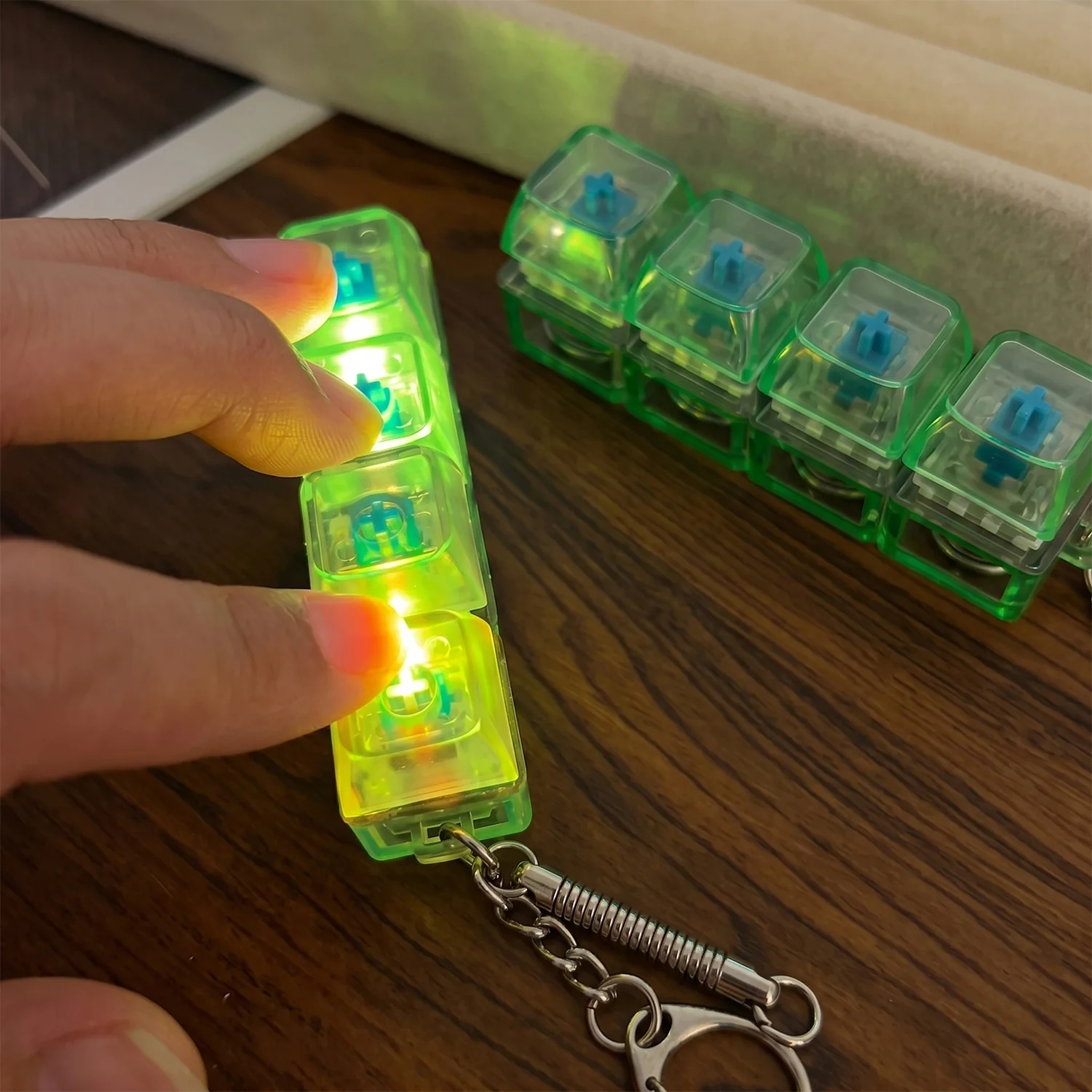 Mechanical Keyboard Switch Keychain (1 Pc) - Image 5