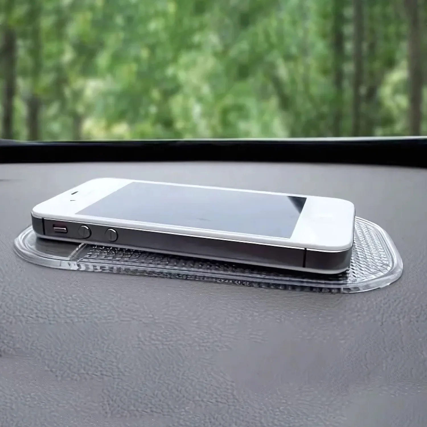 Medium Transparent Anti-Slip Car Dashboard Mat (1 Pc) - Image 4
