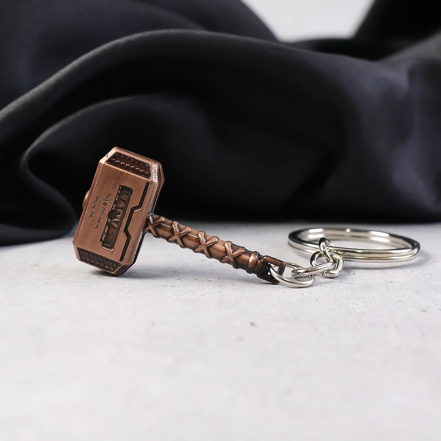 Metal Hammer Shape Keychain (1 Pc) - Image 4