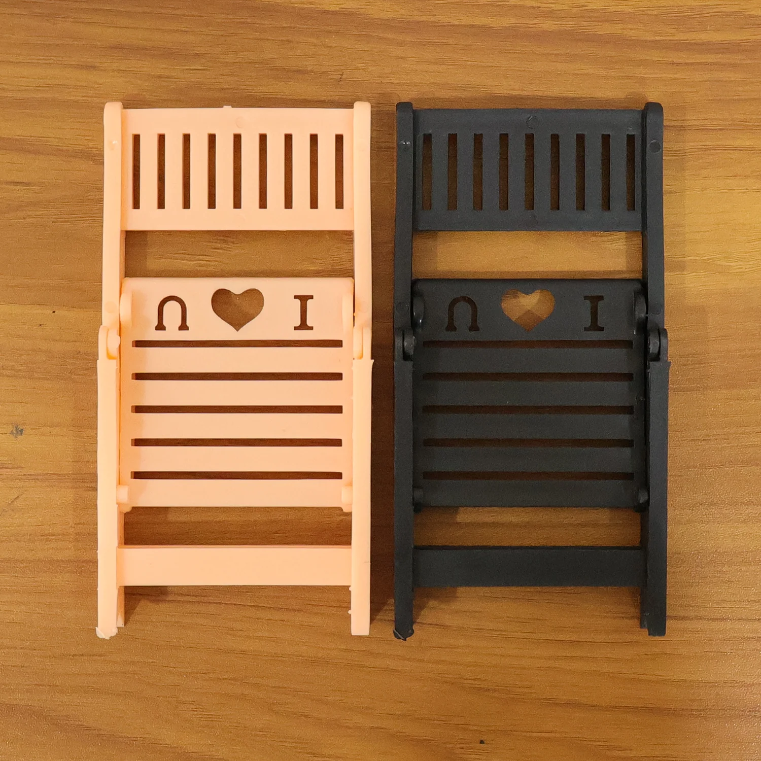 Mini Chair Shape Mobile Stand Holder (1 Pc) - Image 9