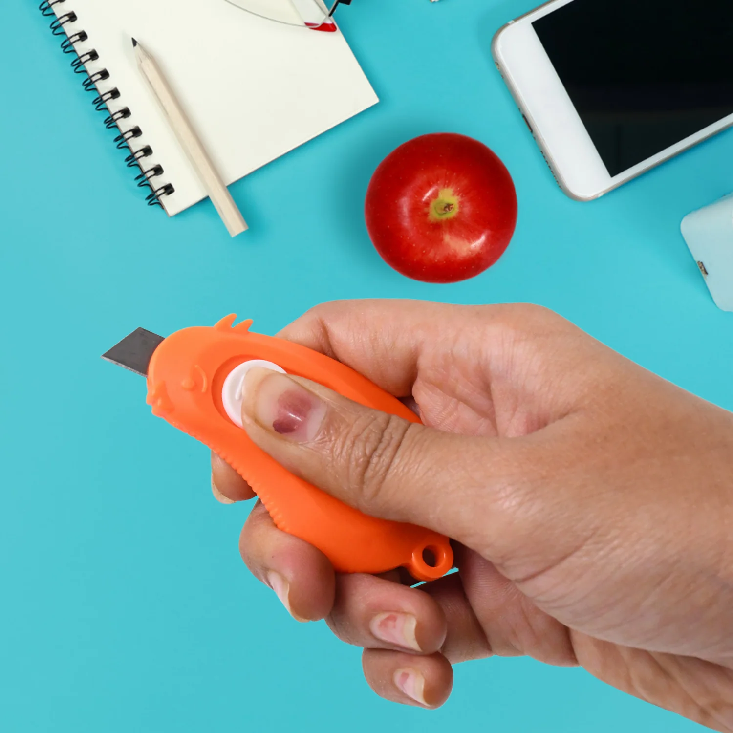 Mini Cutter Portable & Safe Box Opener (Multiple Uses) - Image 4
