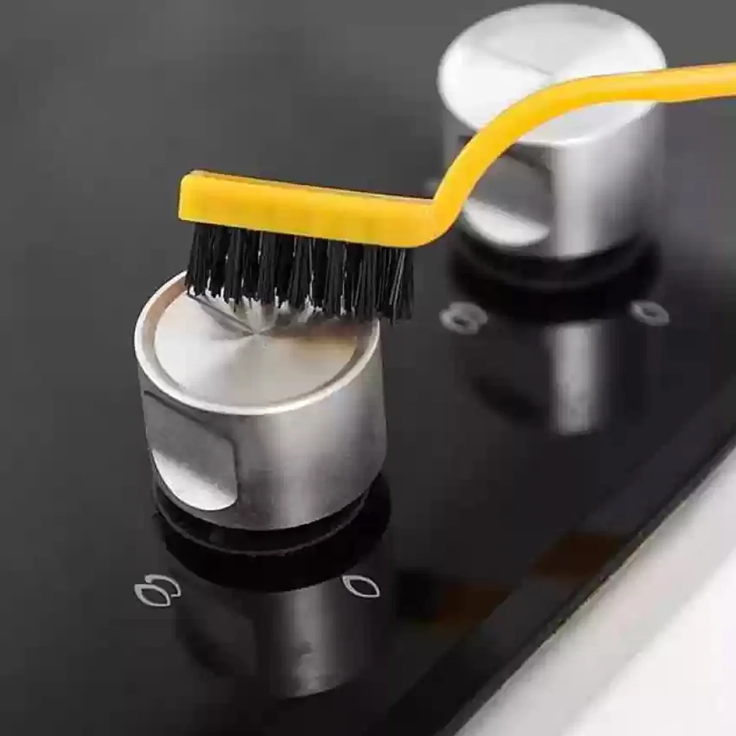 Mini Wire Brush Nylon Wire (1 Pc) - Image 4