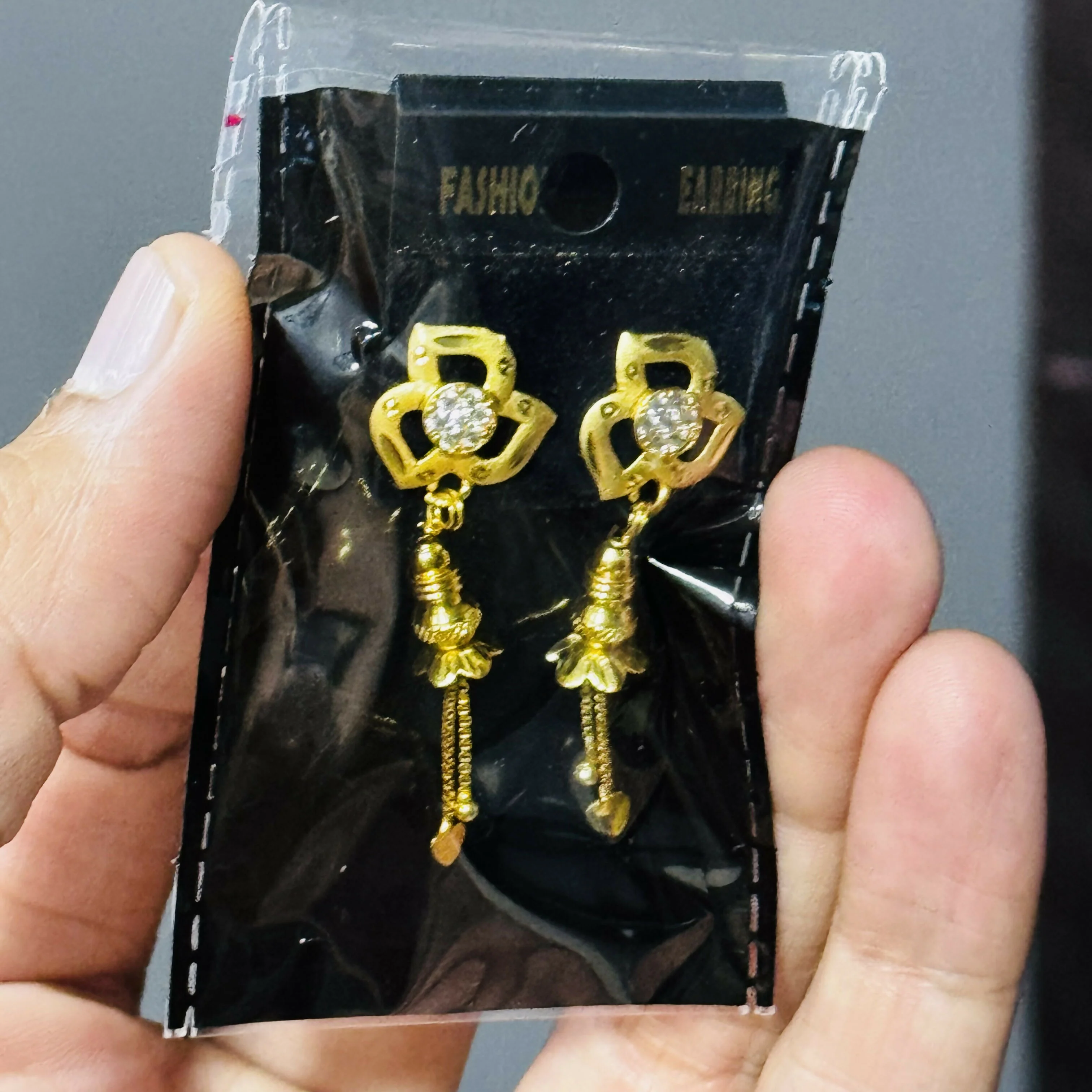 Minimal Daily Wear Gold Plated Earring - Image 5