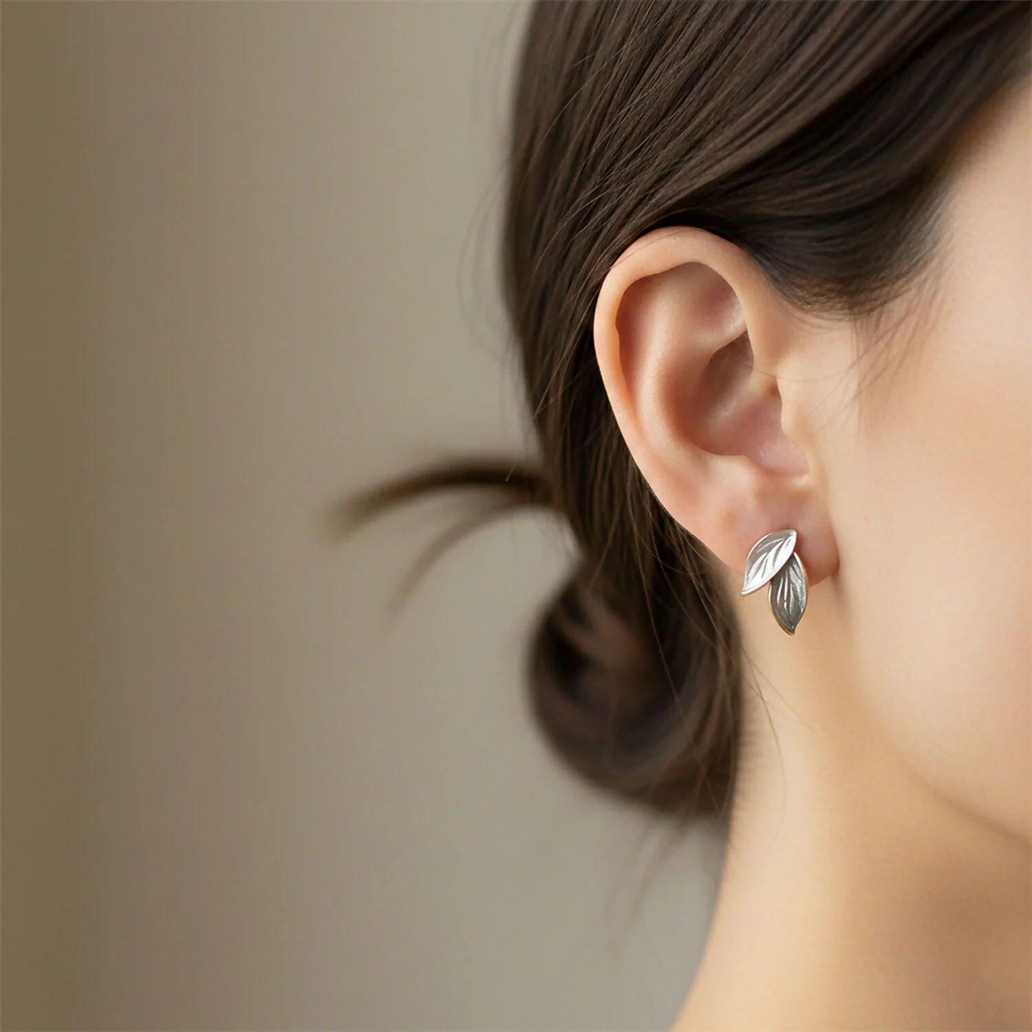 Minimalist Nature-Inspired Leaf Studs Korean Style – Premium Pearlescent Enamel Earrings - Image 3