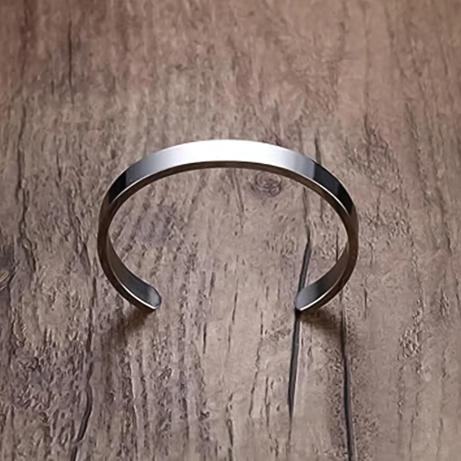 Minimalist Polished Open-Ended Silver-Tone Stainless Steel Kada (1 Pc) - Image 4