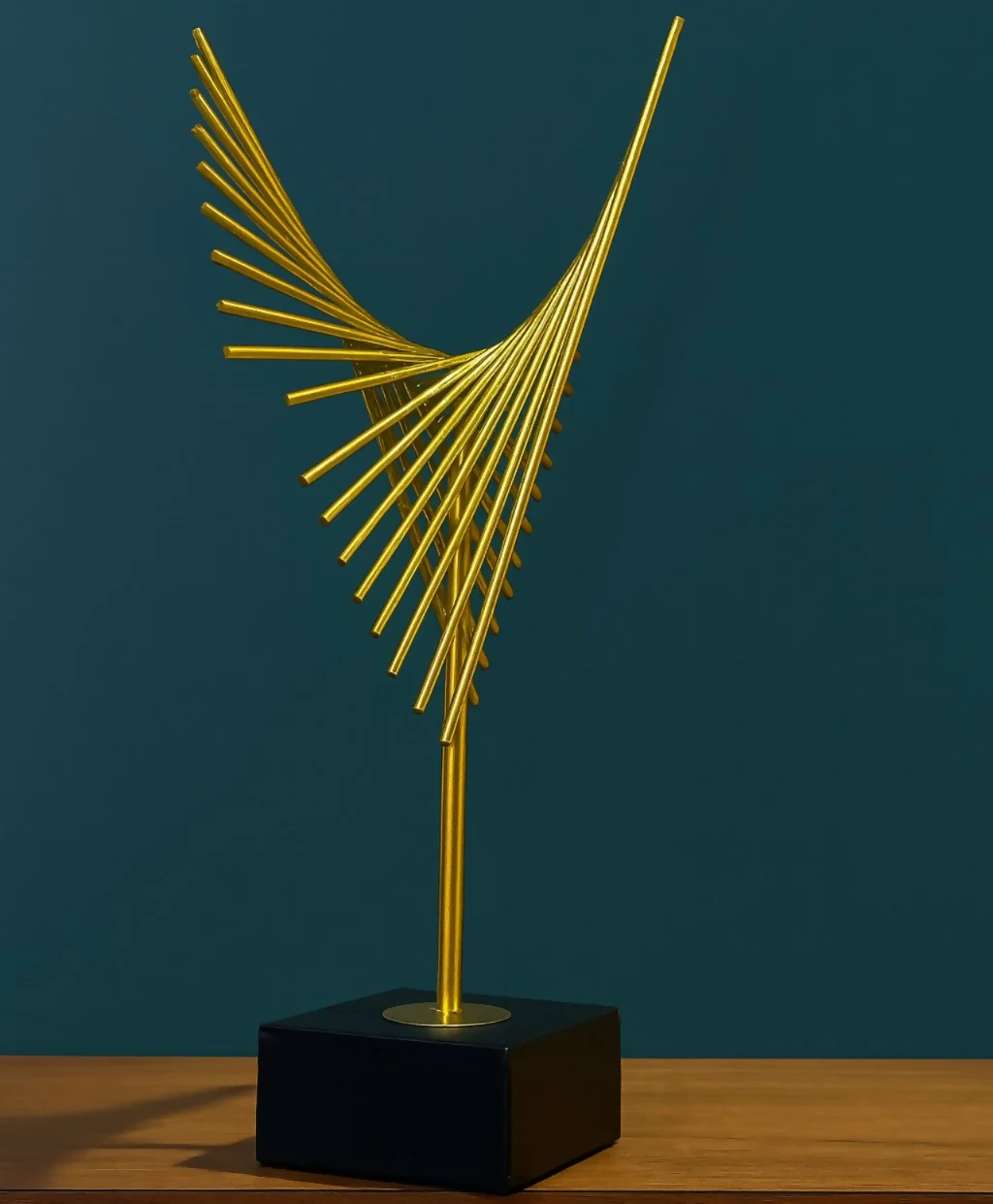 Modern Metal Abstract Table Showpiece with Gold Fan Design - Image 4