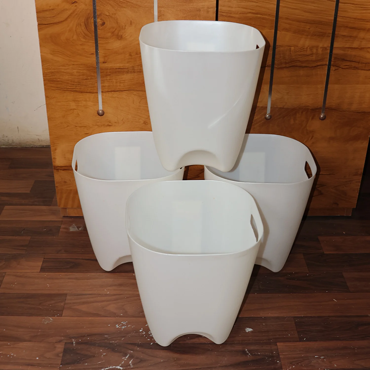Modern Plastic Dustbin / Waste Paper Basket - (4 Pc) - Image 8