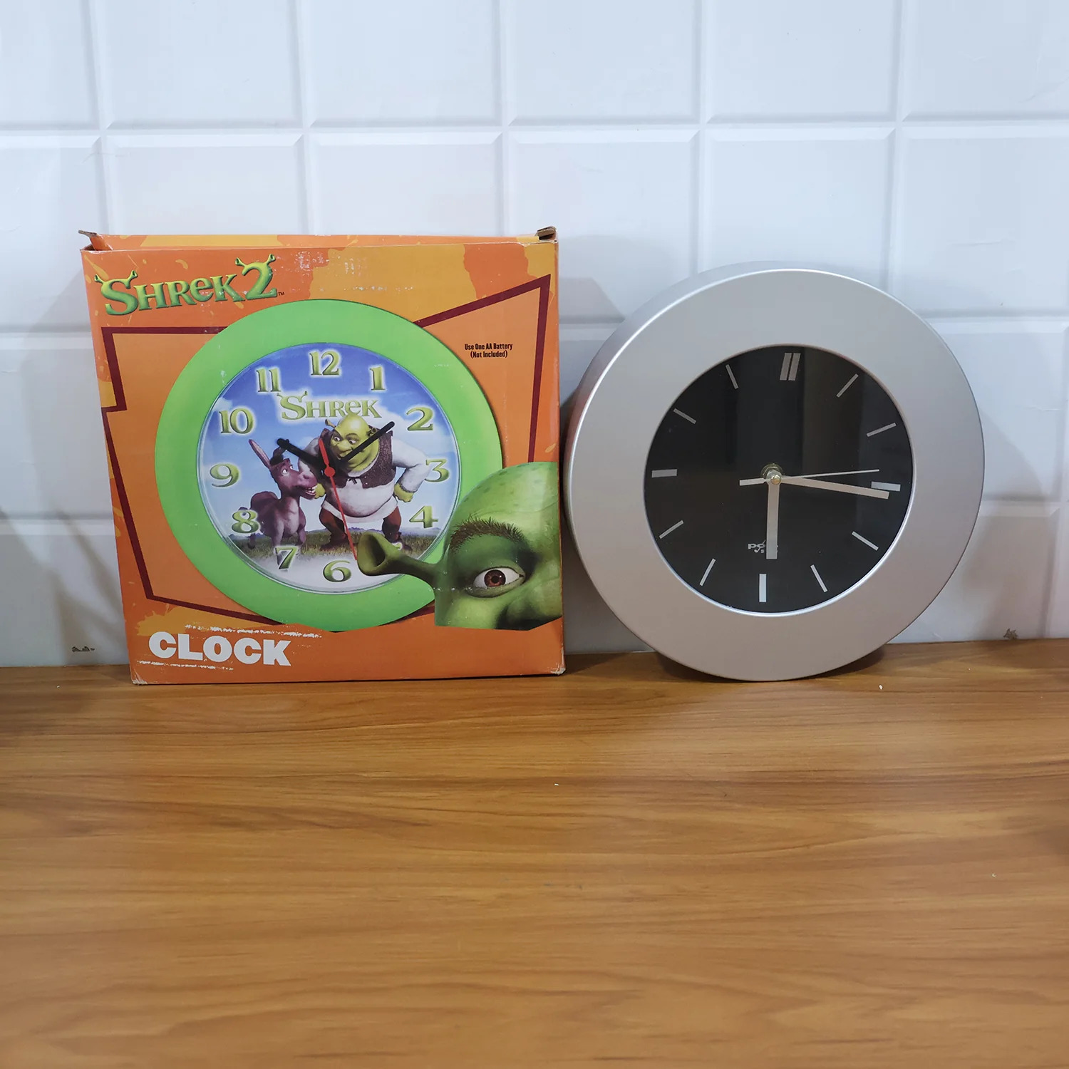 Modern Round Wall Clock - (1 Pc) - Image 8
