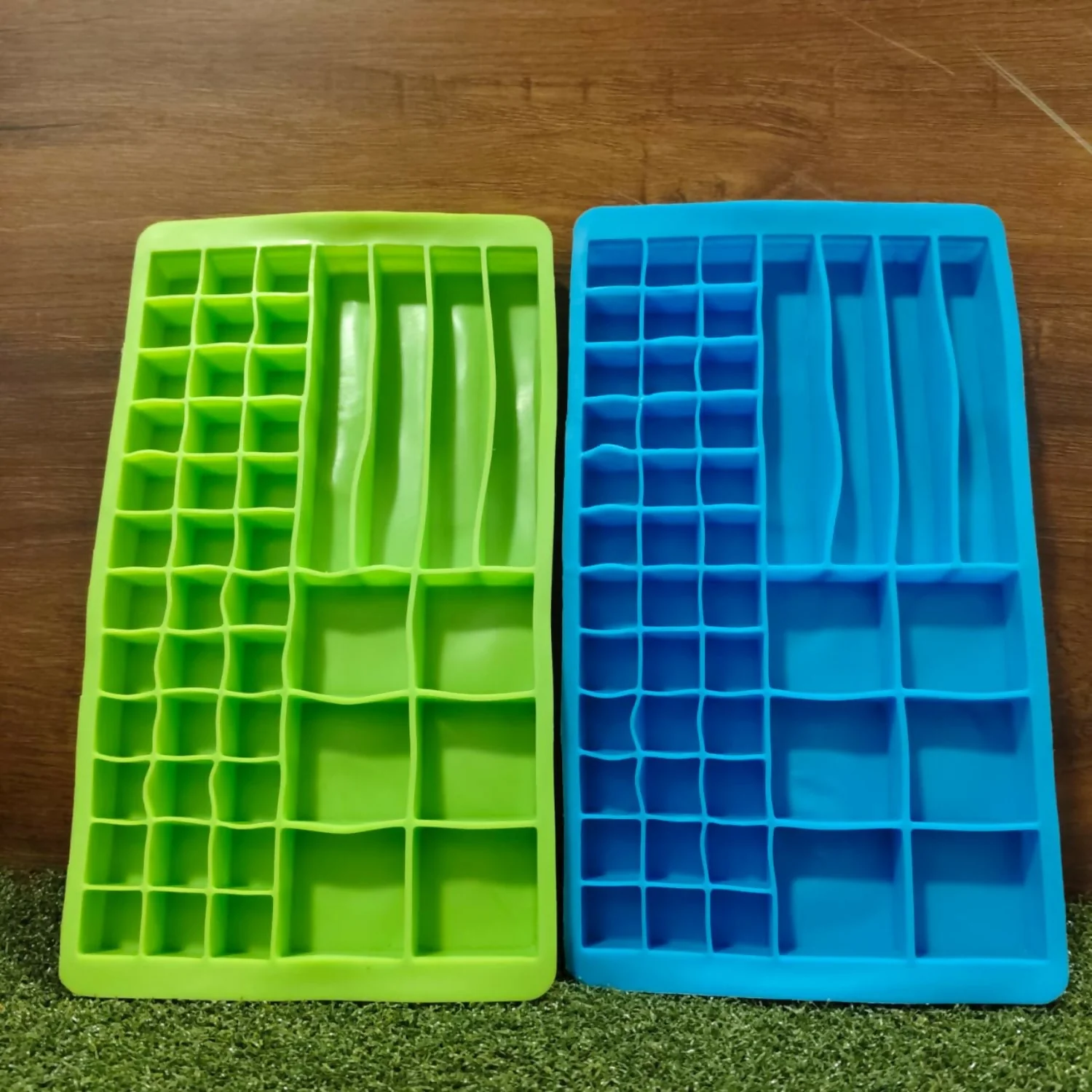Multi color Square and lolipop shape ice tray pack of 2 - Image 6
