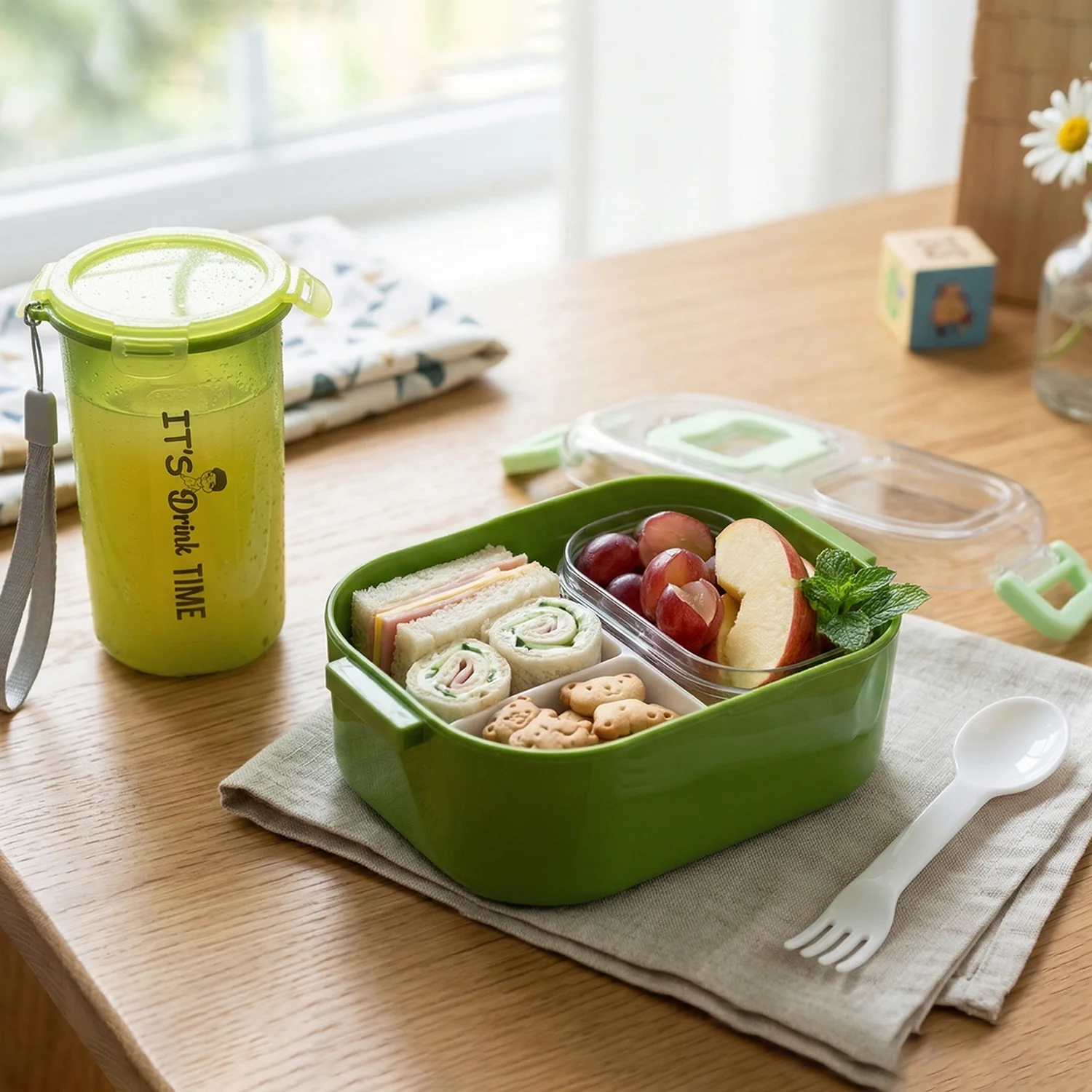 Multi-Functional 1 Set Leakproof Lunch Box with Cutlery & Tumbler - Image 8