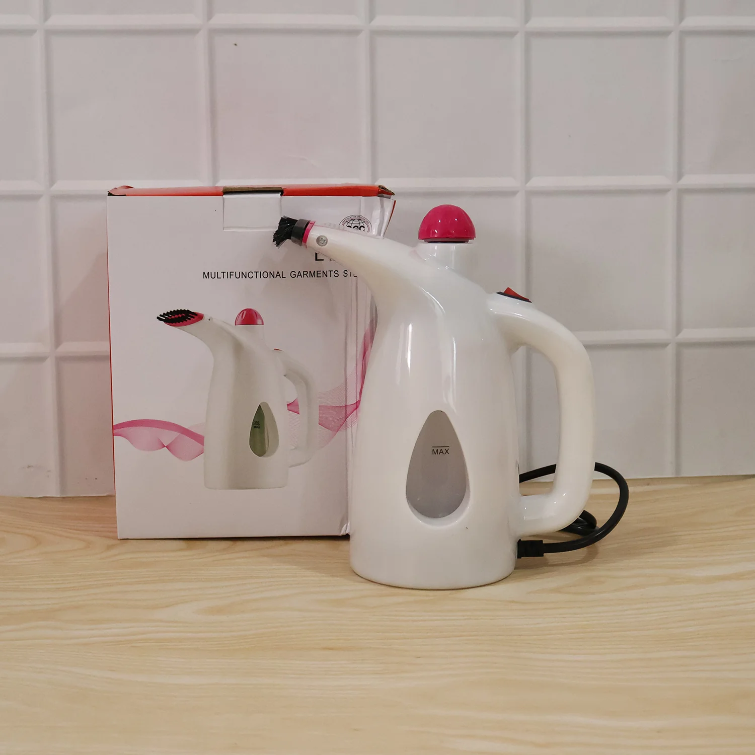 Multi-Functional Garment Steamer (1 Pc, 200ML Capacity) - Image 10