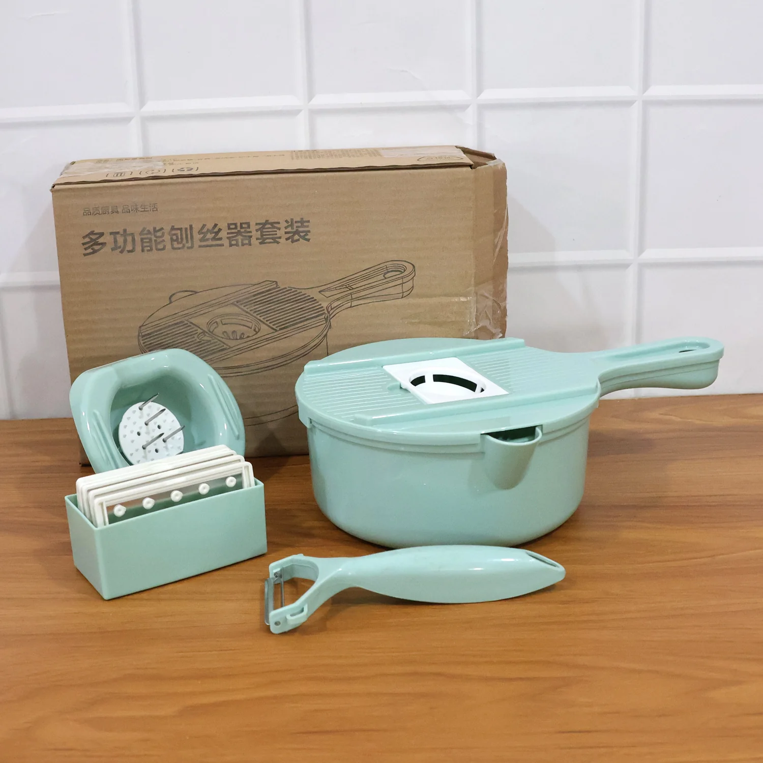 Multi Functional Kitchen Vegetable Slicer Set - Image 11