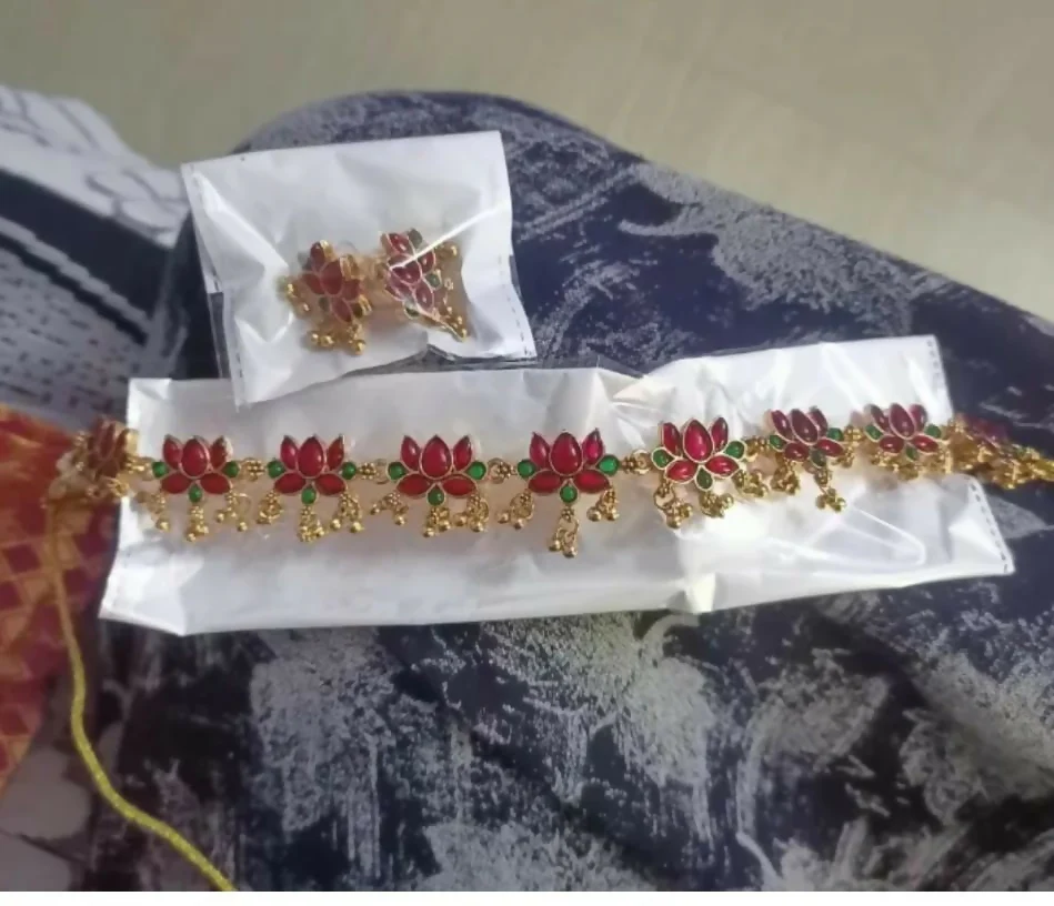 Multi-Strand Pearl Choker with Gold Floral Filigree Pendant - Image 5