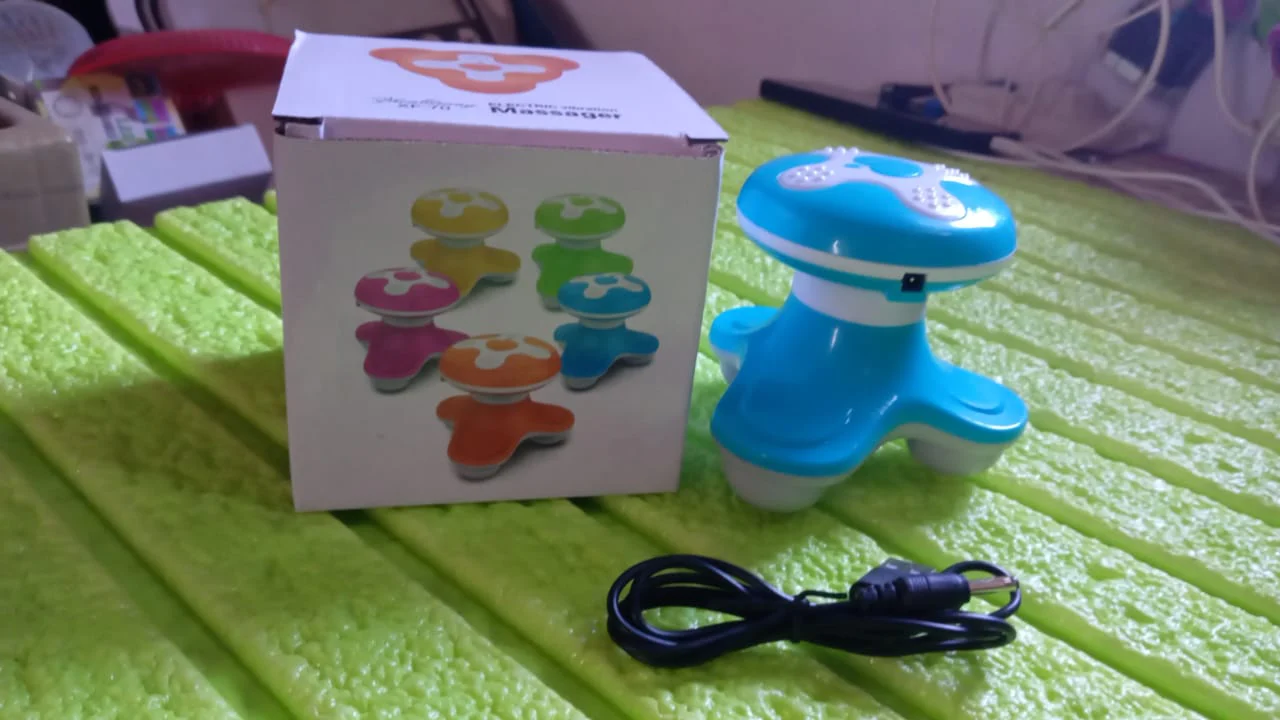 Triangle USB Mini Massager Multifunction (1 Pc/ Battery Not Included) - Image 8