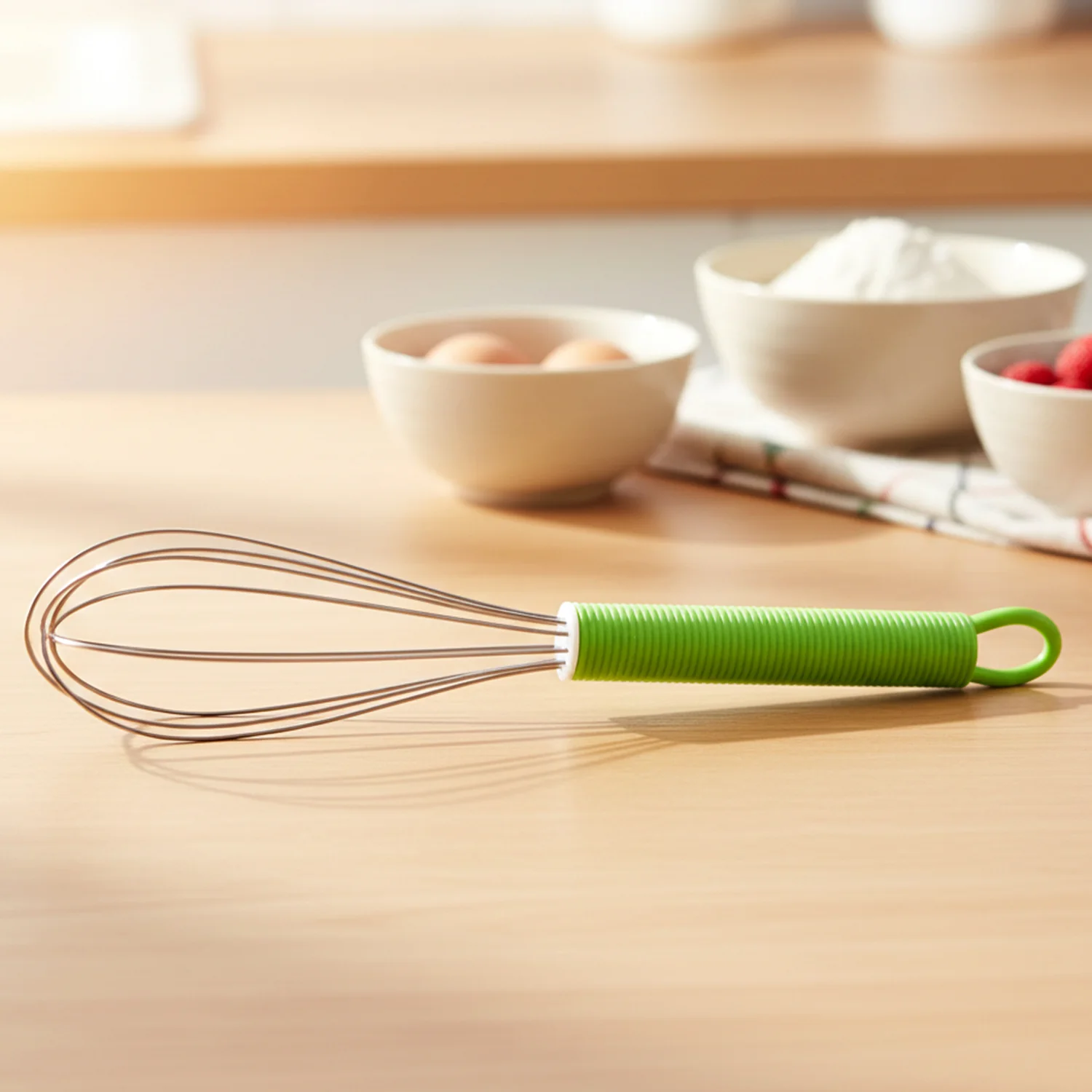 Multipurpose Handheld Kitchen Whisk (1 Pc) - Image 3