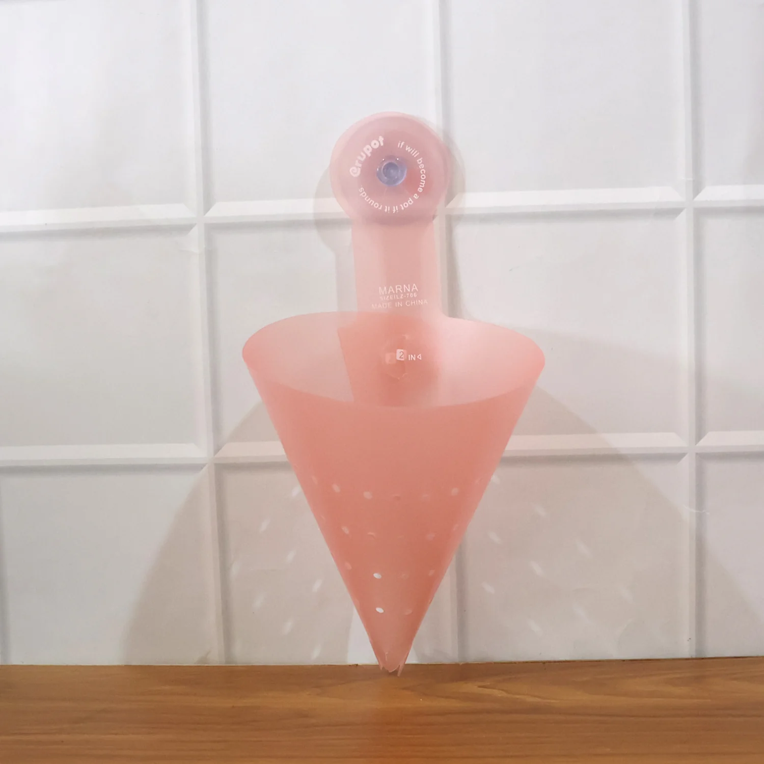 Multipurpose Hanging Sink Corner Strainer with Suction Cup (1 Pc) - Image 9